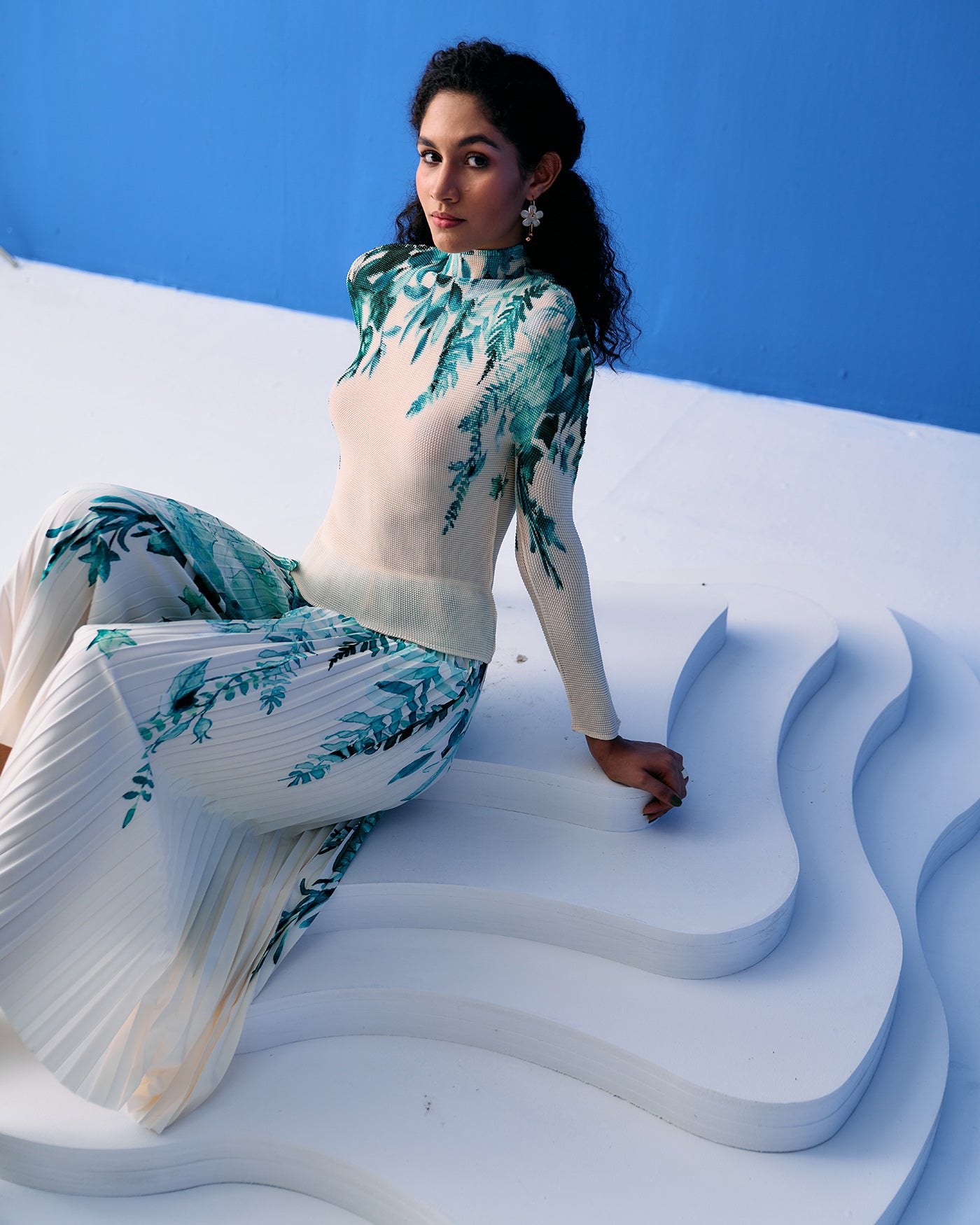 WHITE AND GREEN SPRING PRINT COORD SET