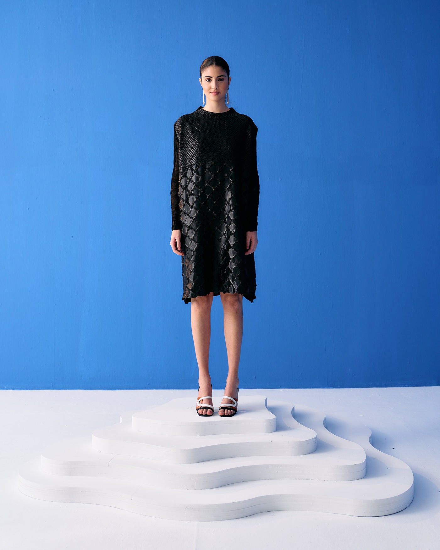 BLACK MERMAID TEXTURED DRESS