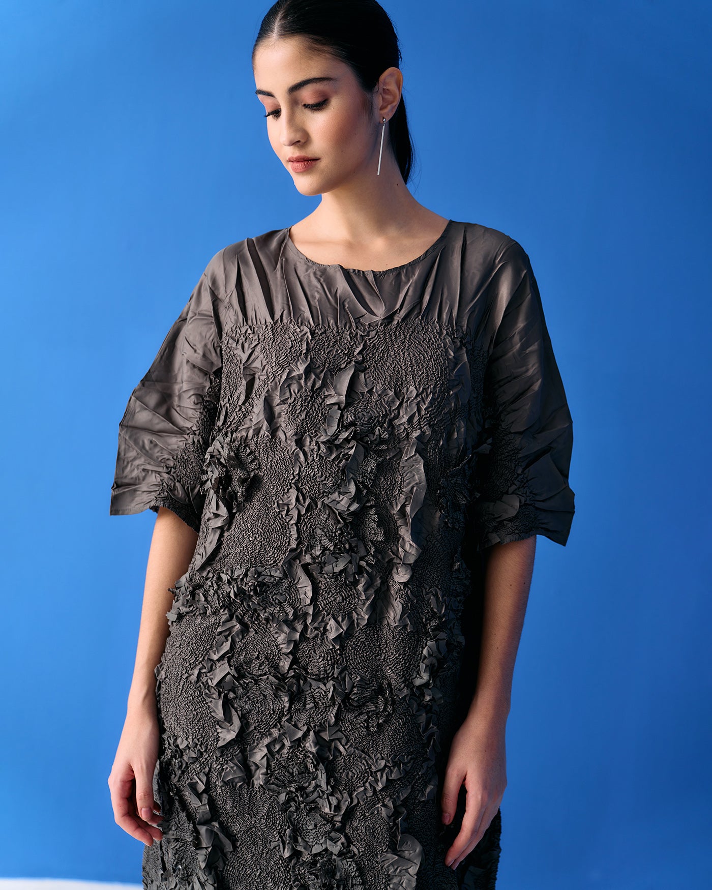 GREY CRINKLED DRESS