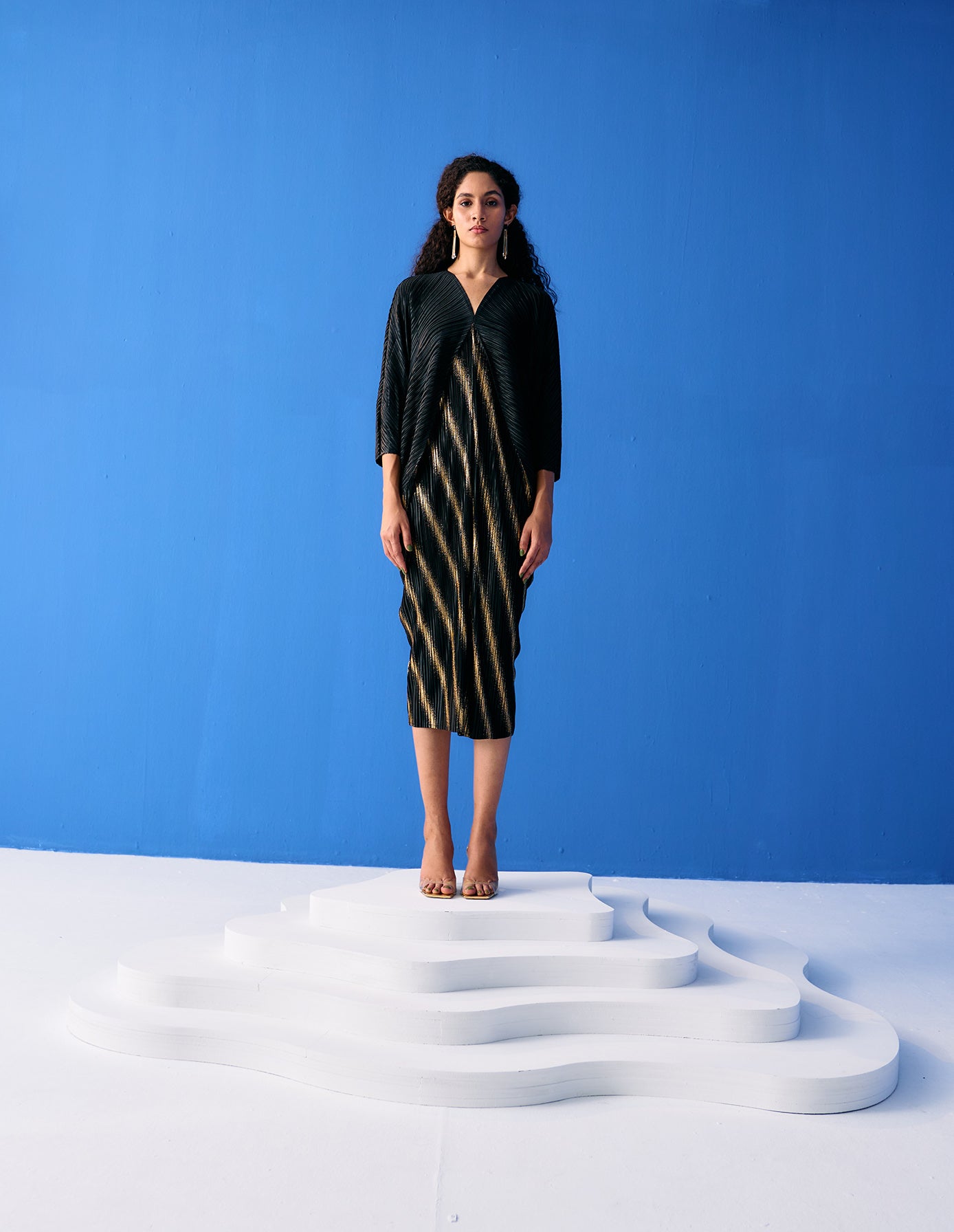 BLACK TWO TONE METALLIC DRAPE DRESS