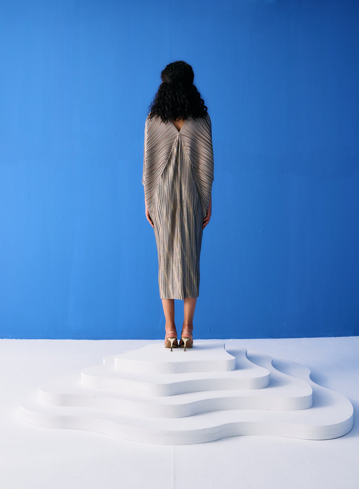 GOLD TWO TONE METALLIC DRAPE DRESS