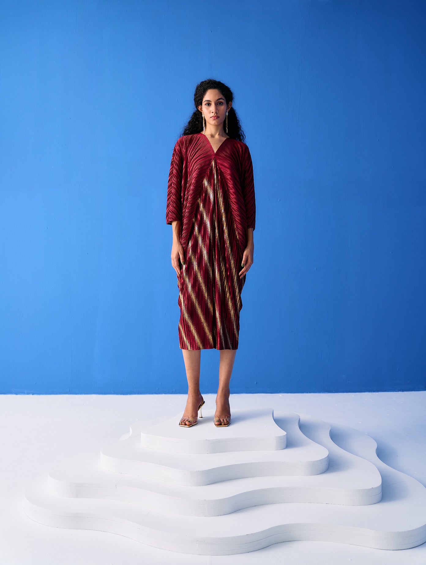 MAROON TWO TONE METALLIC DRAPE DRESS