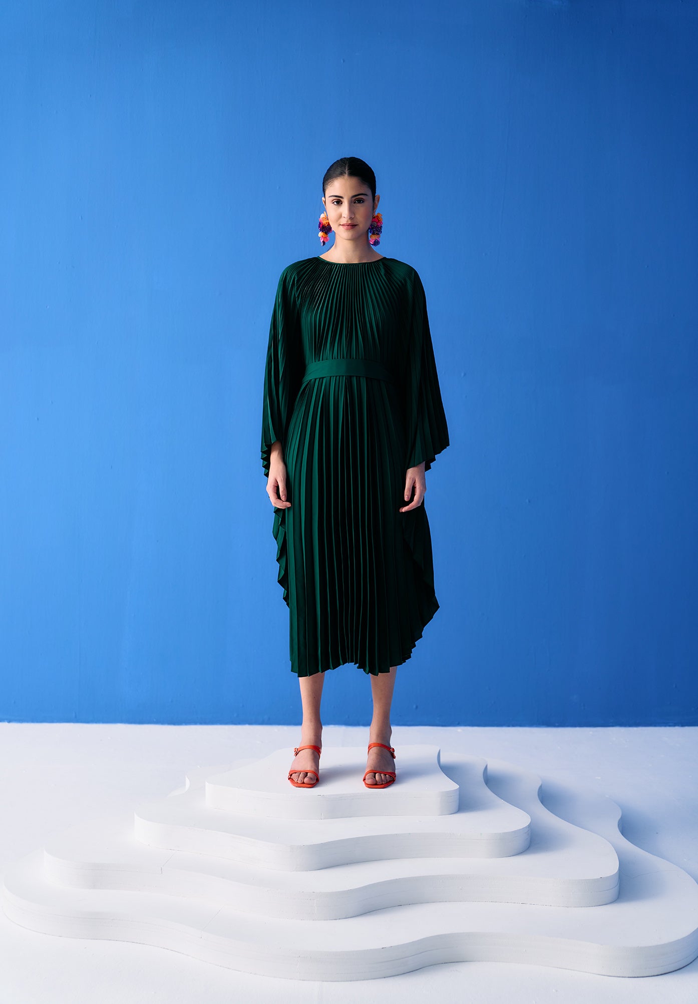 GREEN PLEATED CAPE