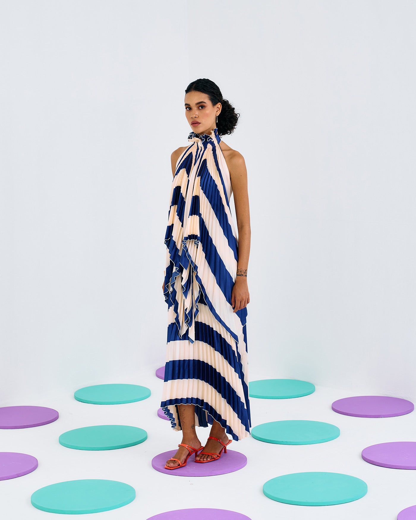 STRIPE PLEATED MERMAID SKIRT