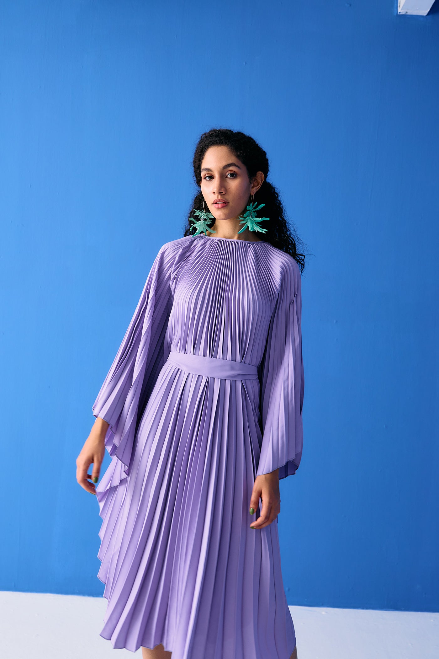 LILAC PLEATED CAPE