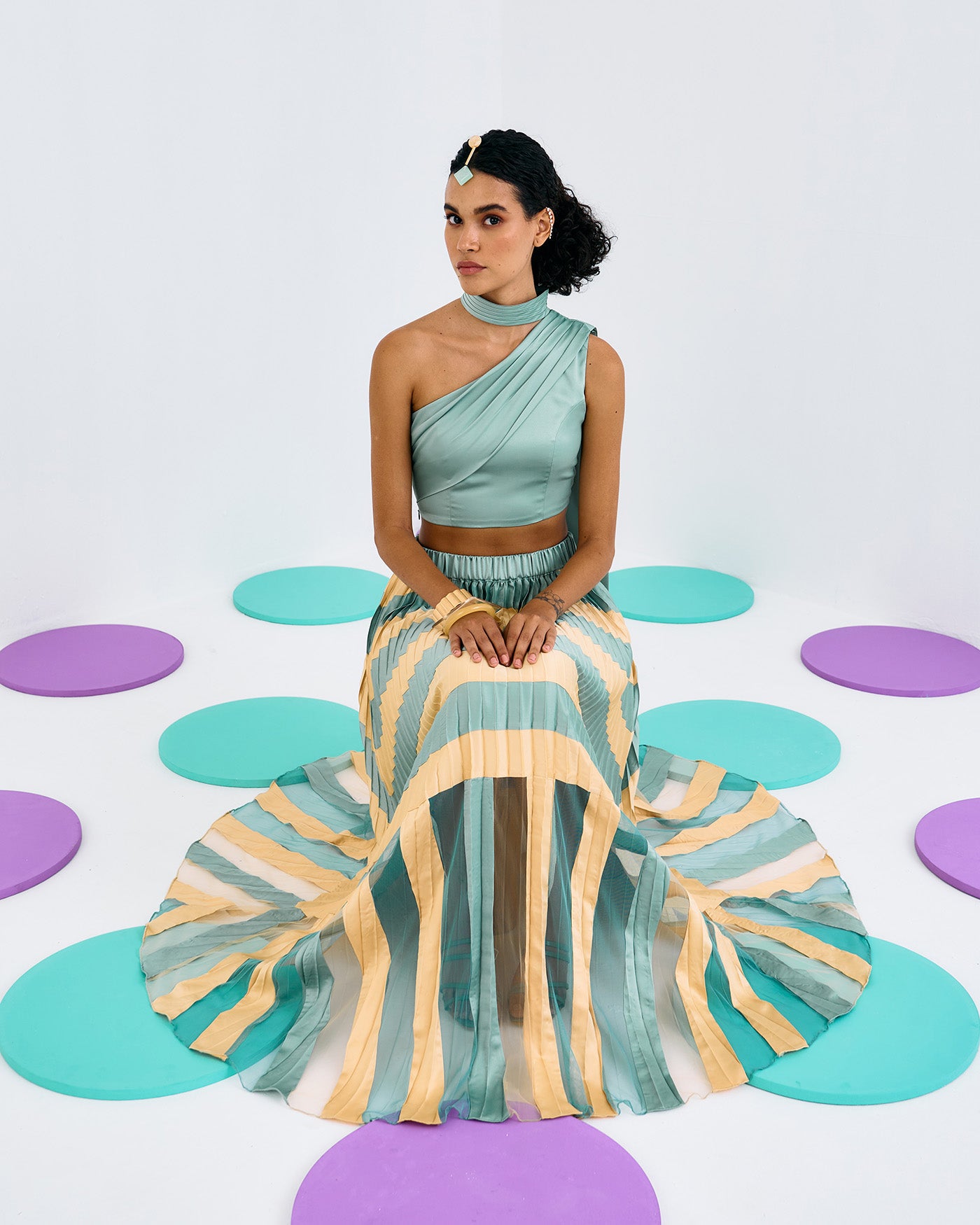 GREEN ONE SHOULDER PLEATED DRAPE TOP