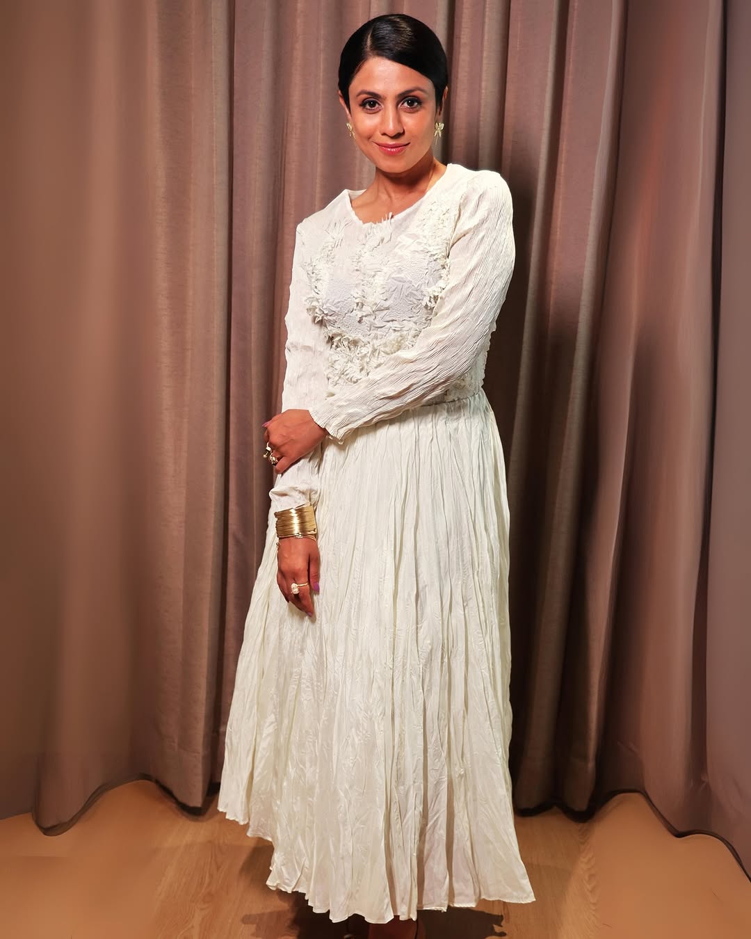 MANASI PAREKH IN IVORY YVES SET