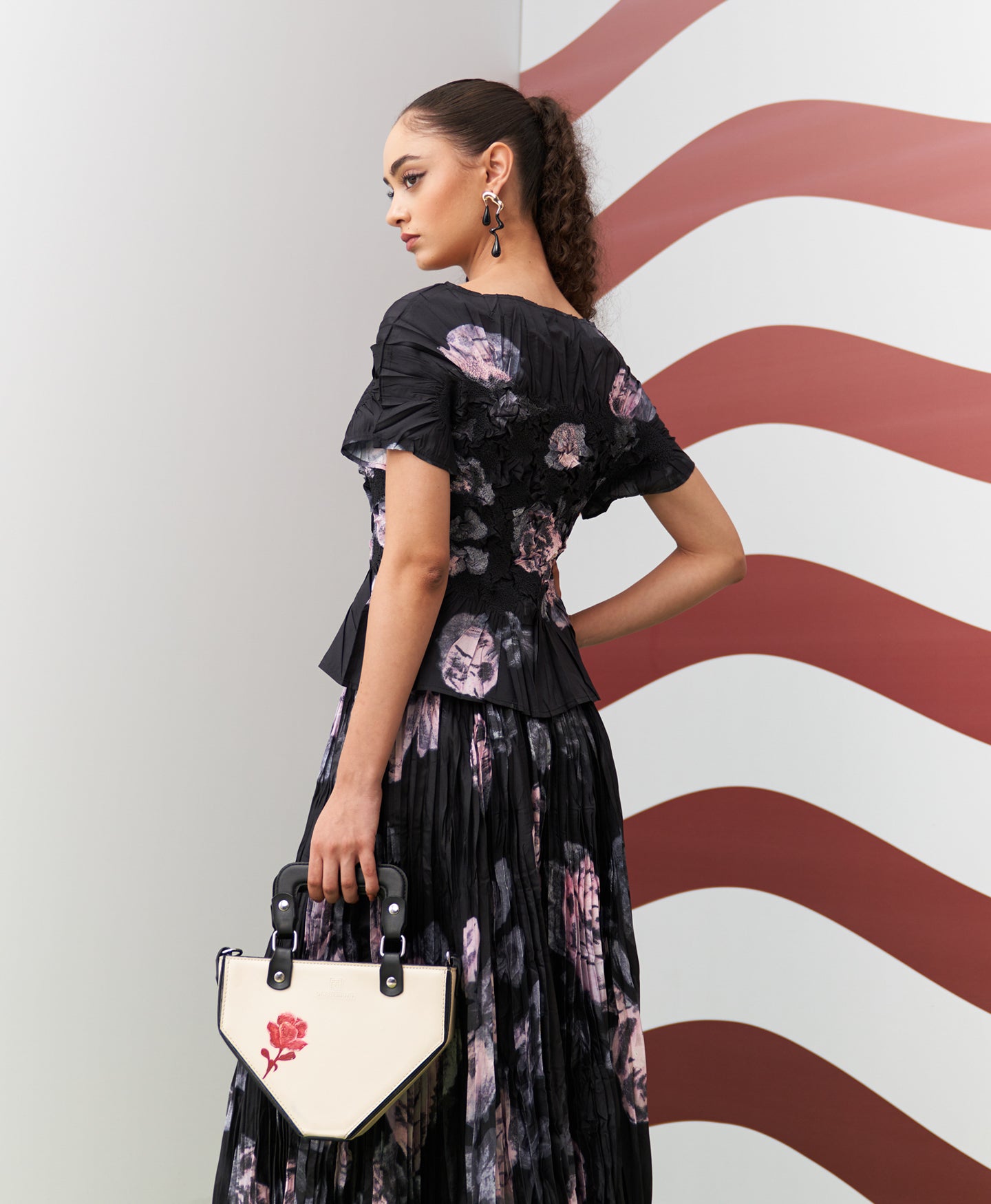 BLACK JASMIN SKIRT SET