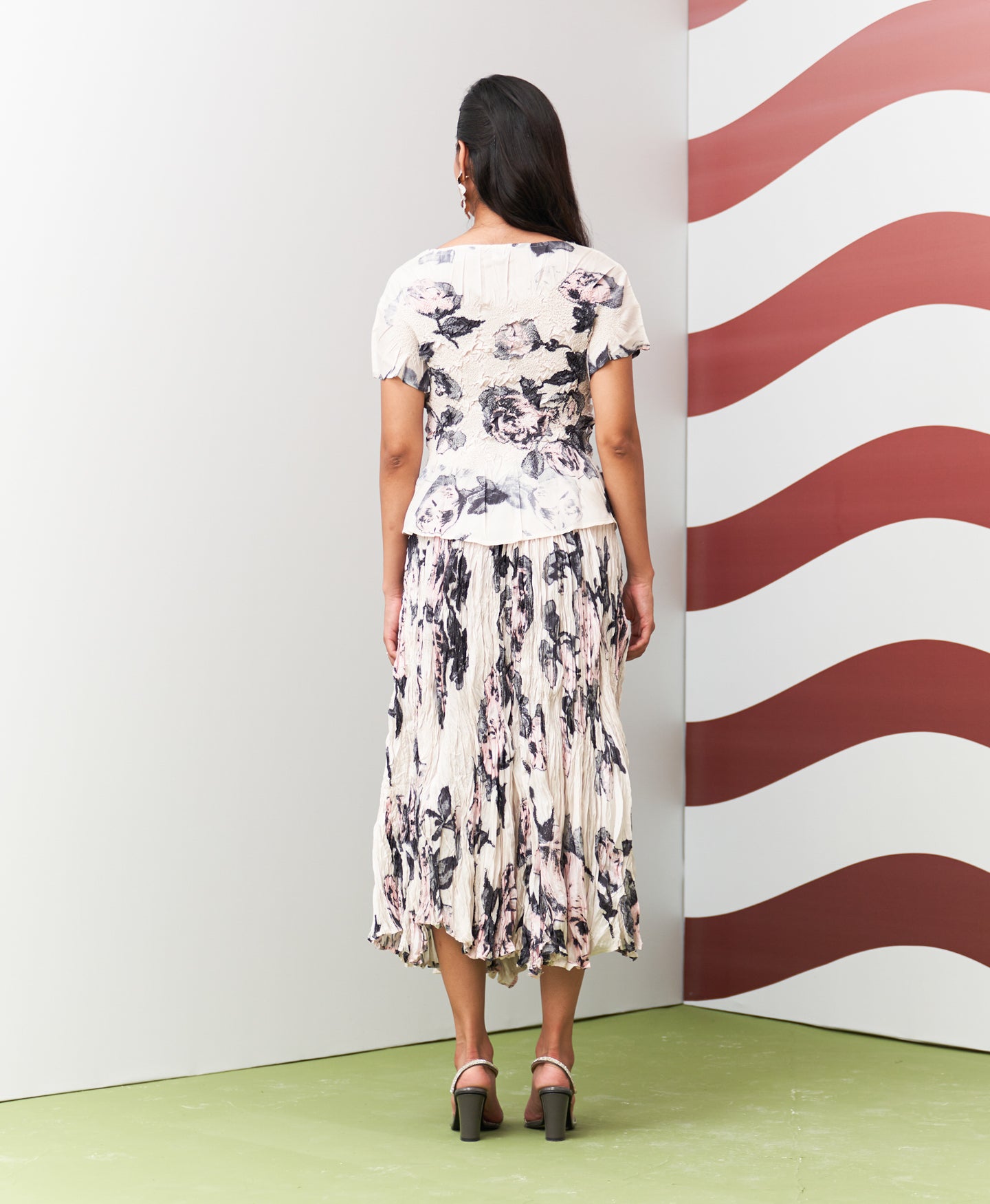 WHITE JASMIN SKIRT SET