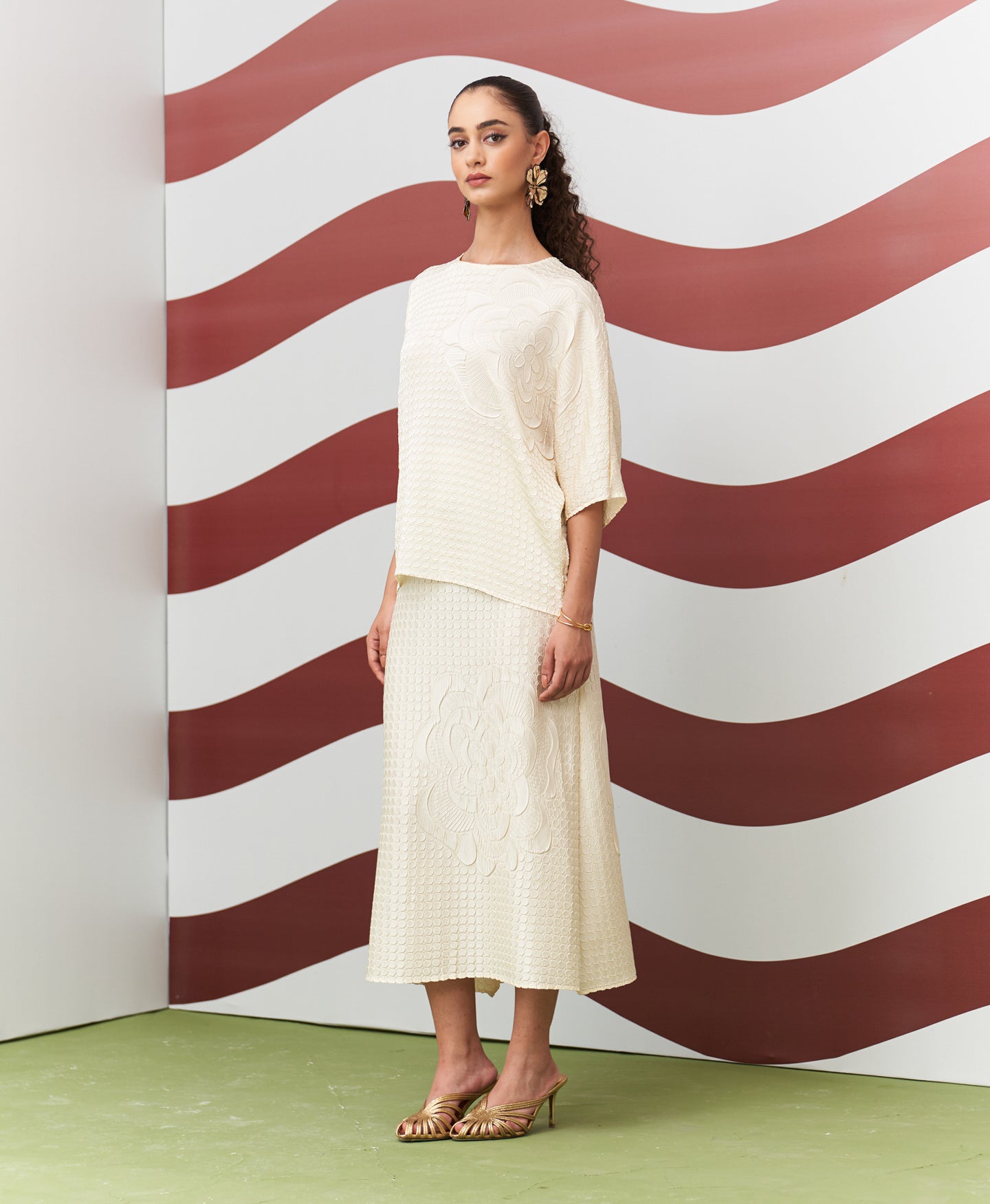 IVORY ANABEL SKIRT SET