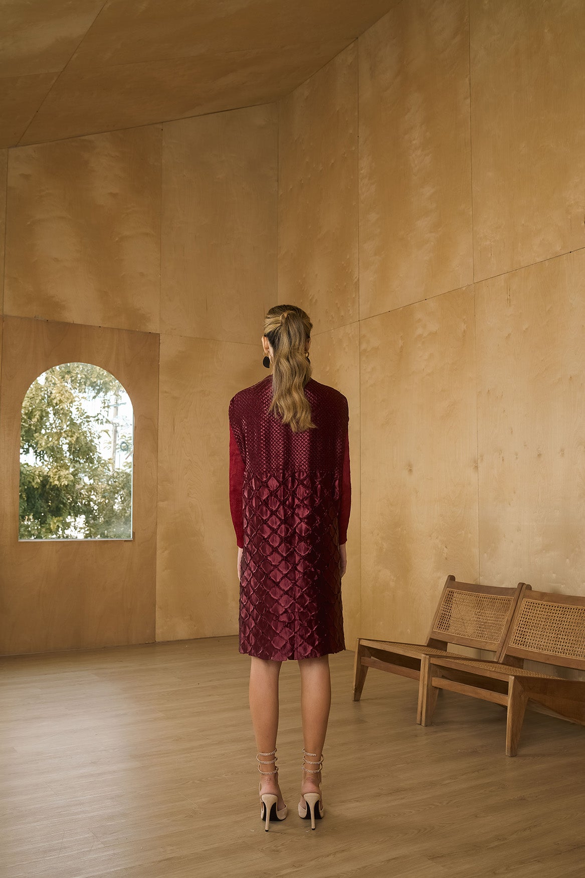 MAROON MERMAID TEXTURED DRESS