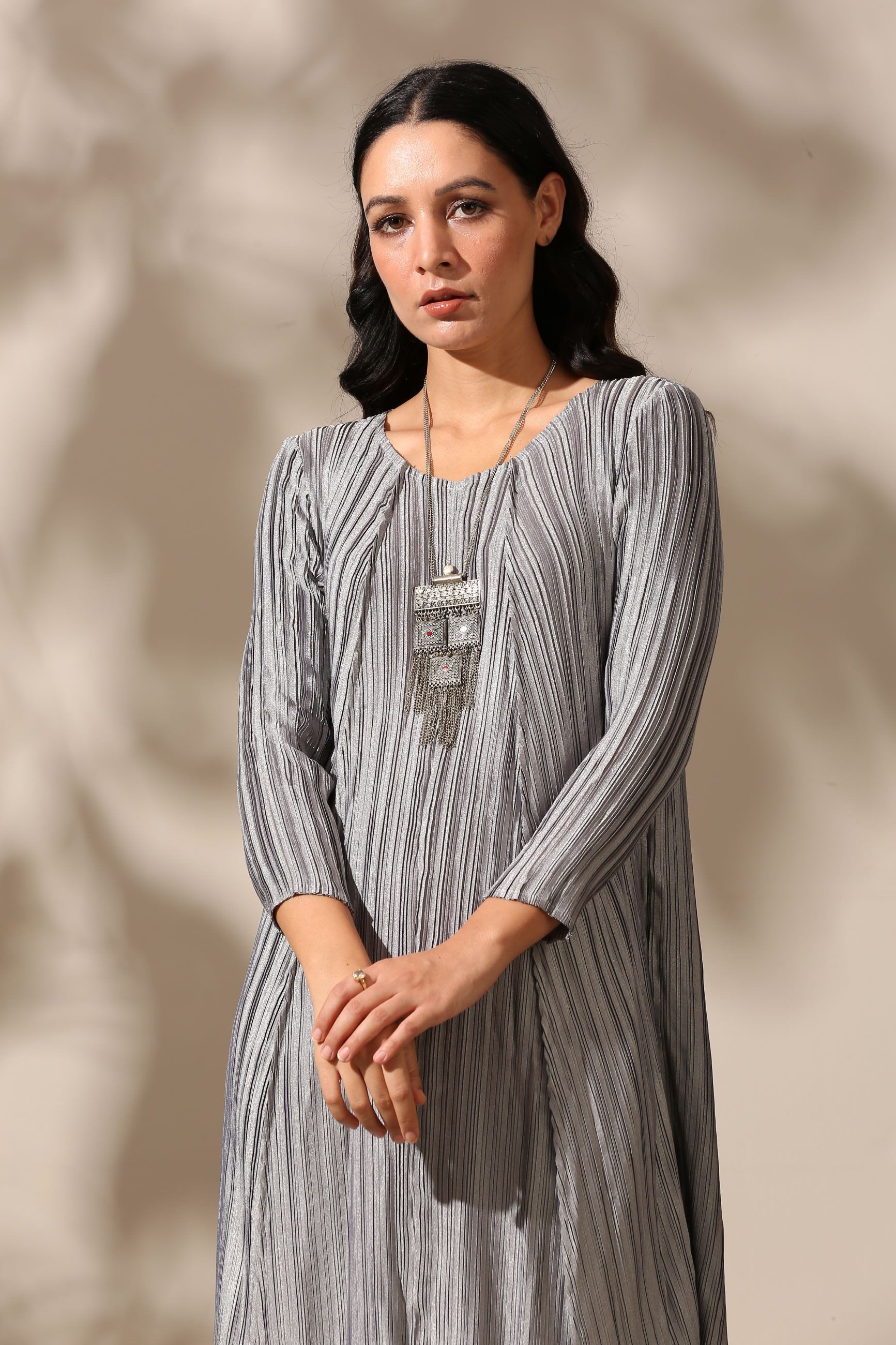 SILVER KURTI SET