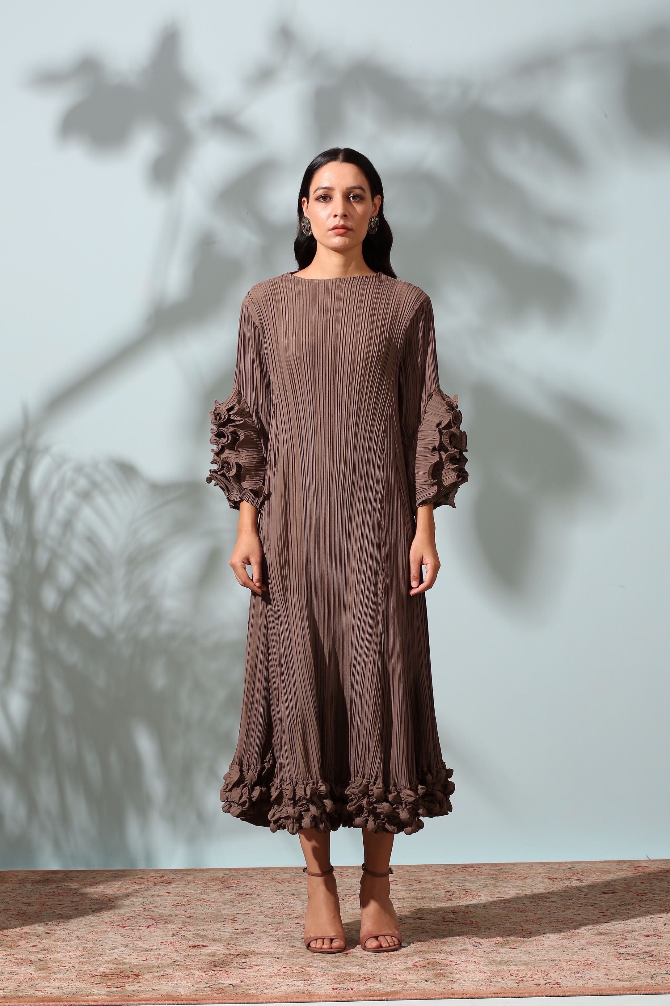 BROWN FRILL EDGE DRESS