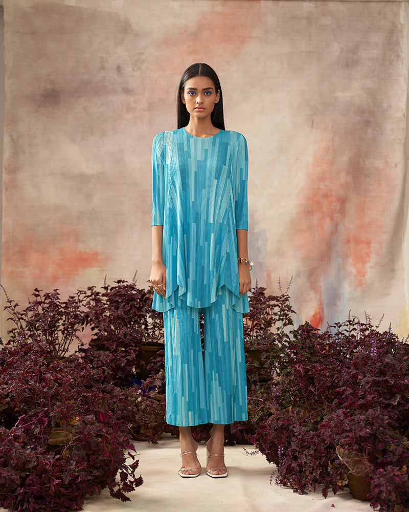 LIGHT BLUE MULTICOLOR KURTI SET