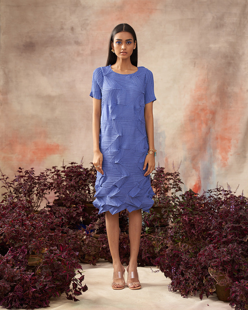 LIGHT BLUE CRUSHED TEXTURED DRESS