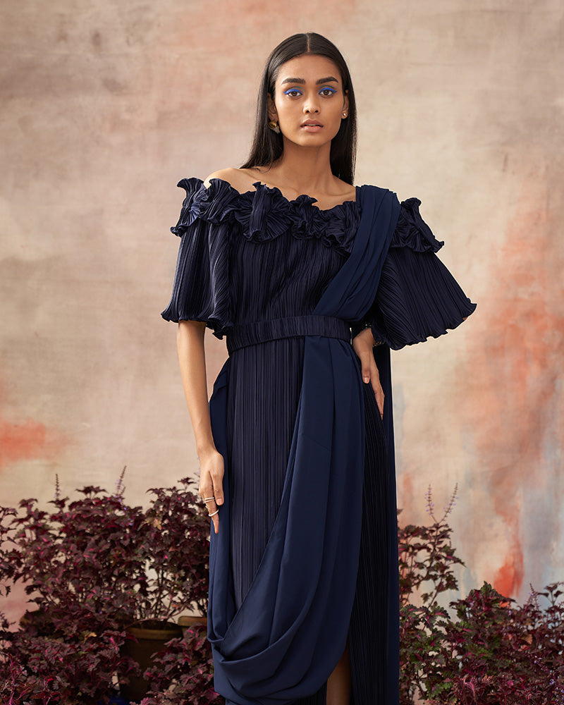 BLUE FLOWER PLEATED GOWN SAREE