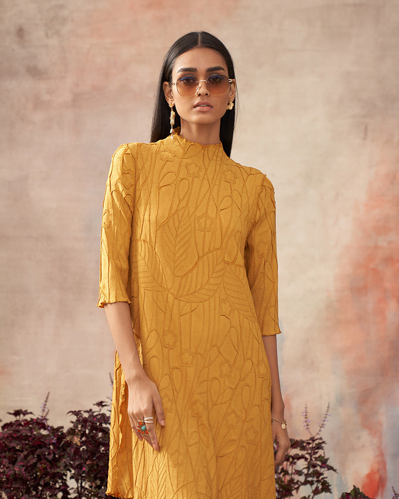 YELLOW TROPICAL TEXTURED DRESS