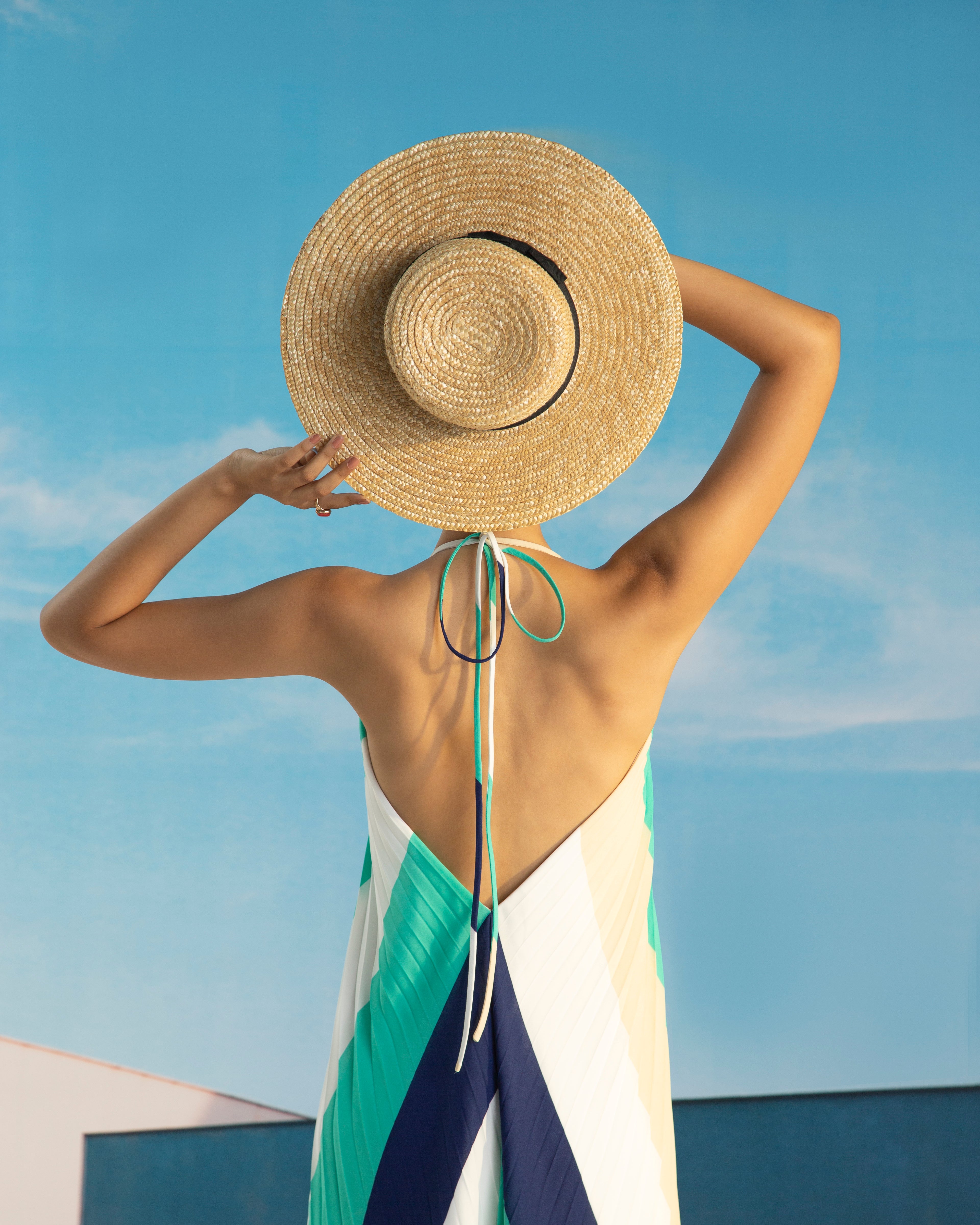 STRIPE PRINT PLEATS DRESS