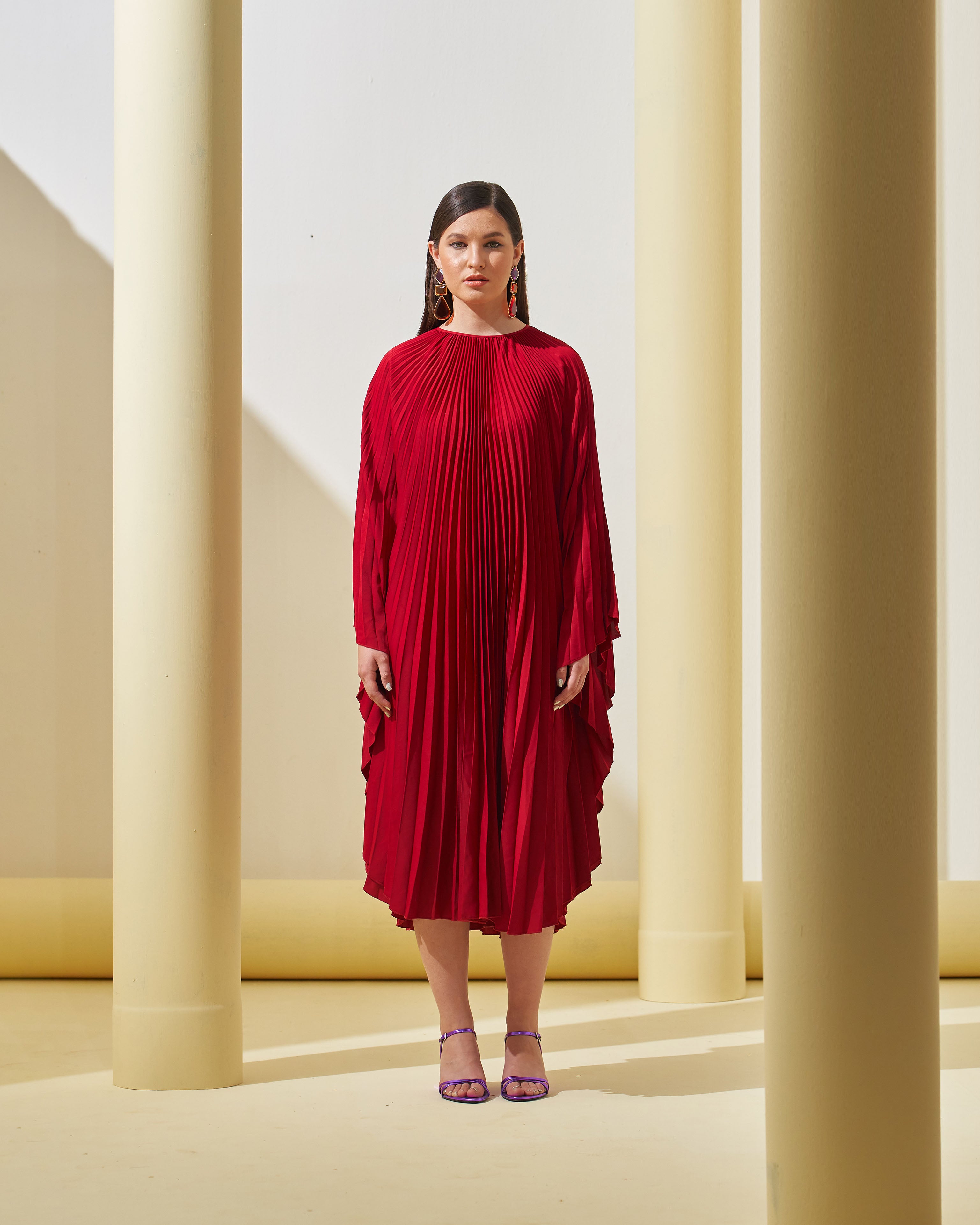 RED PLEATED CAPE
