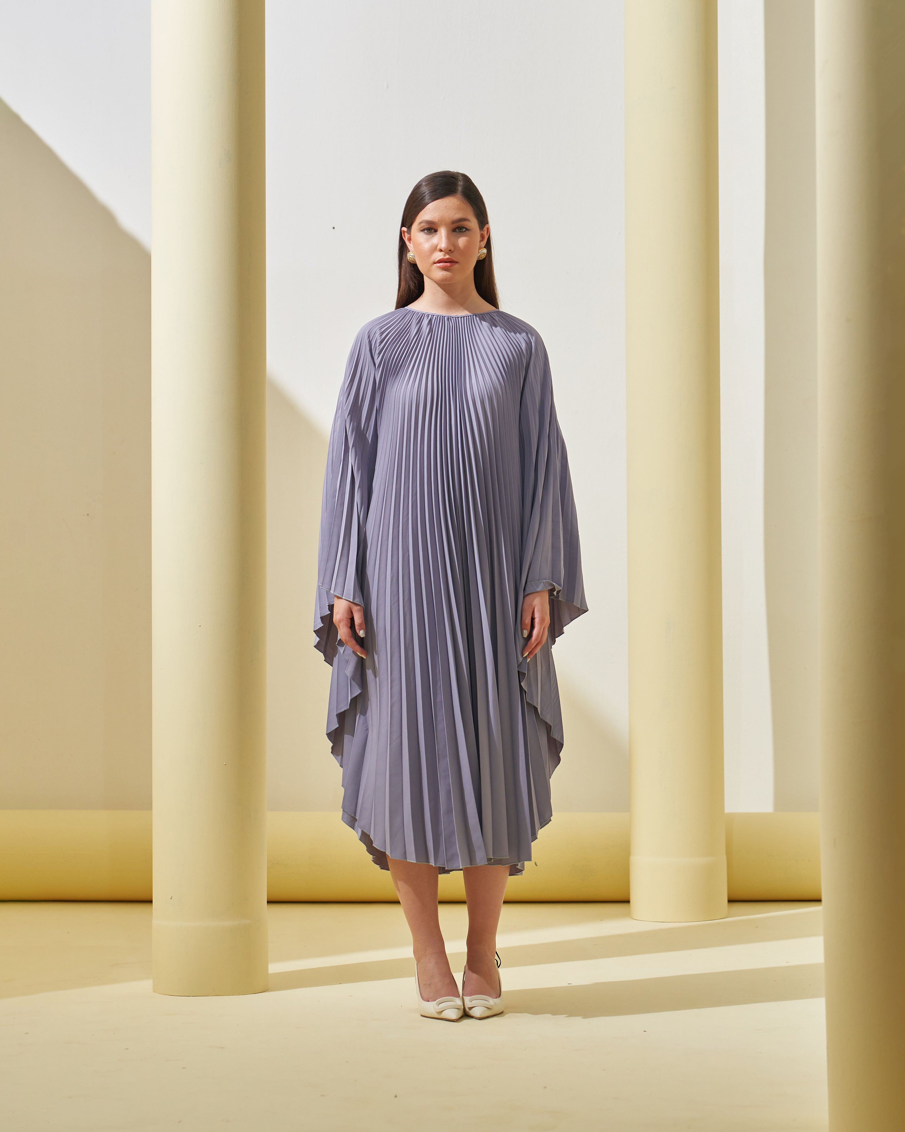 GREY PLEATED CAPE
