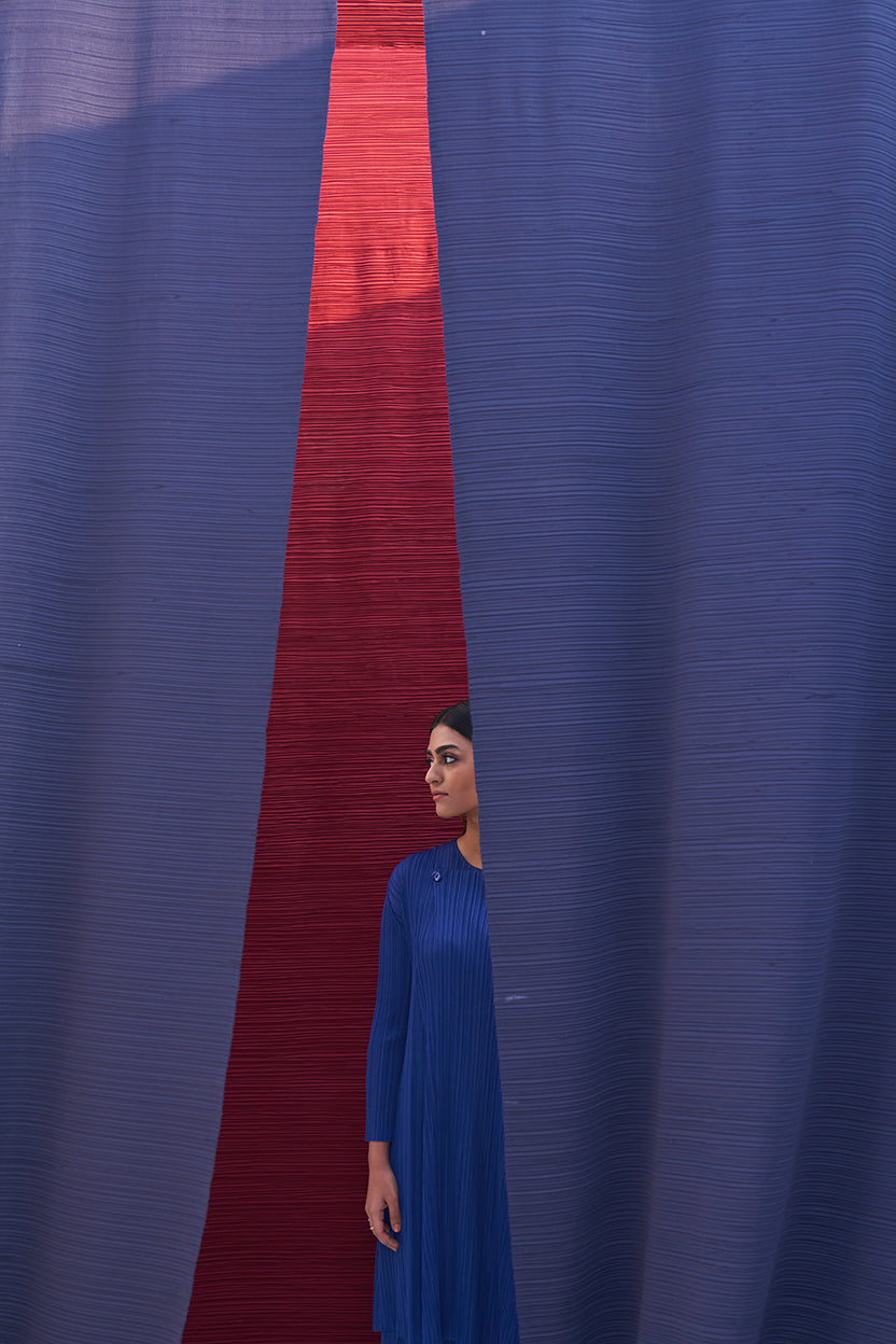 ELECTRIC BLUE FLAP BUTTON KURTI SET