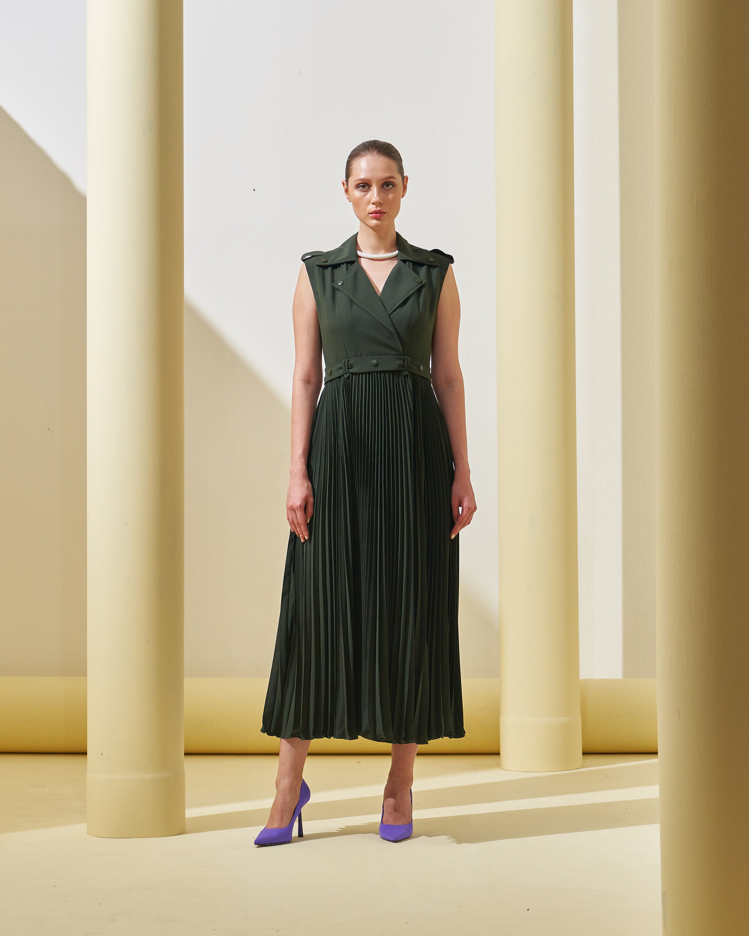 MILITARY GREEN COLLAR GOWN