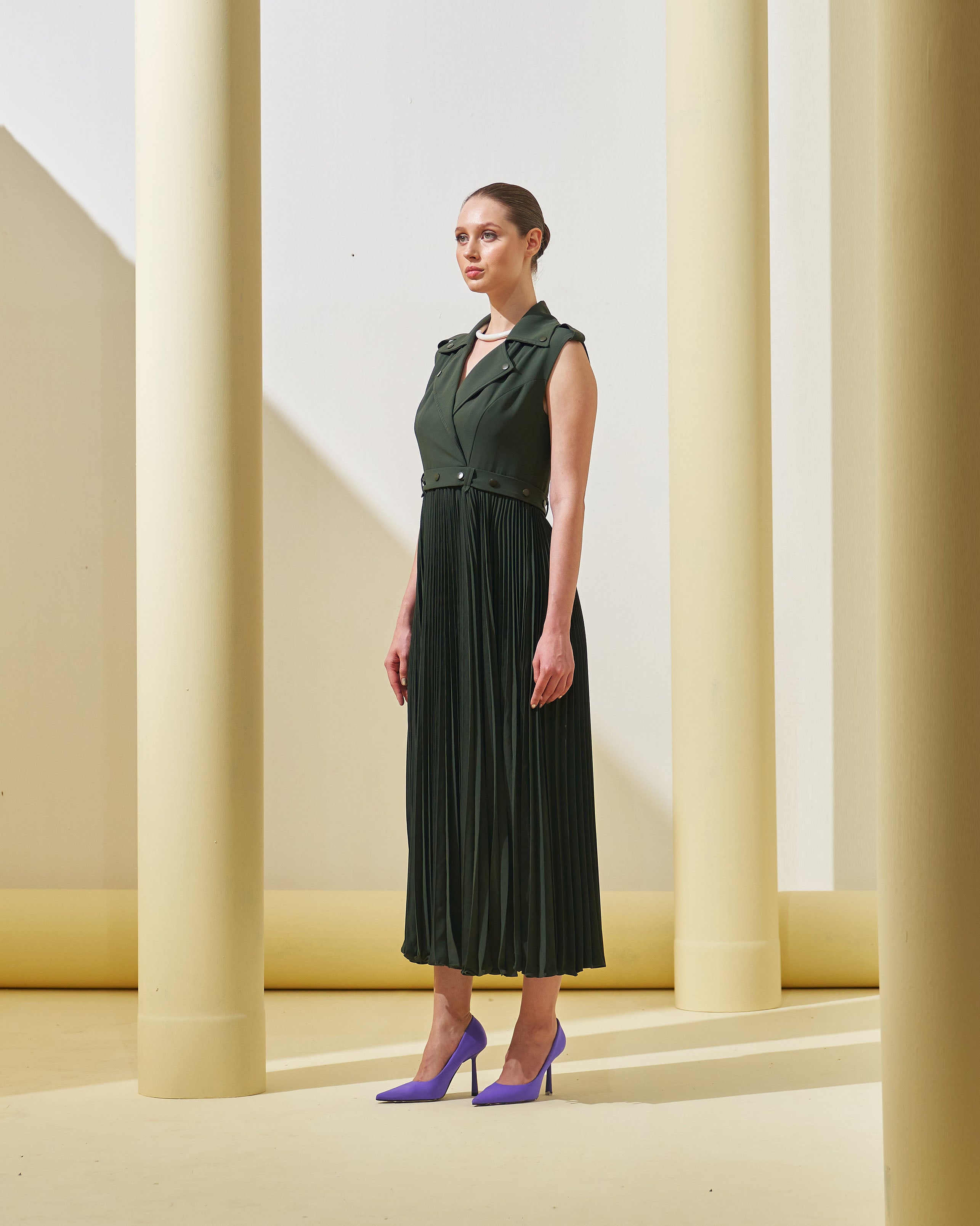 MILITARY GREEN COLLAR GOWN