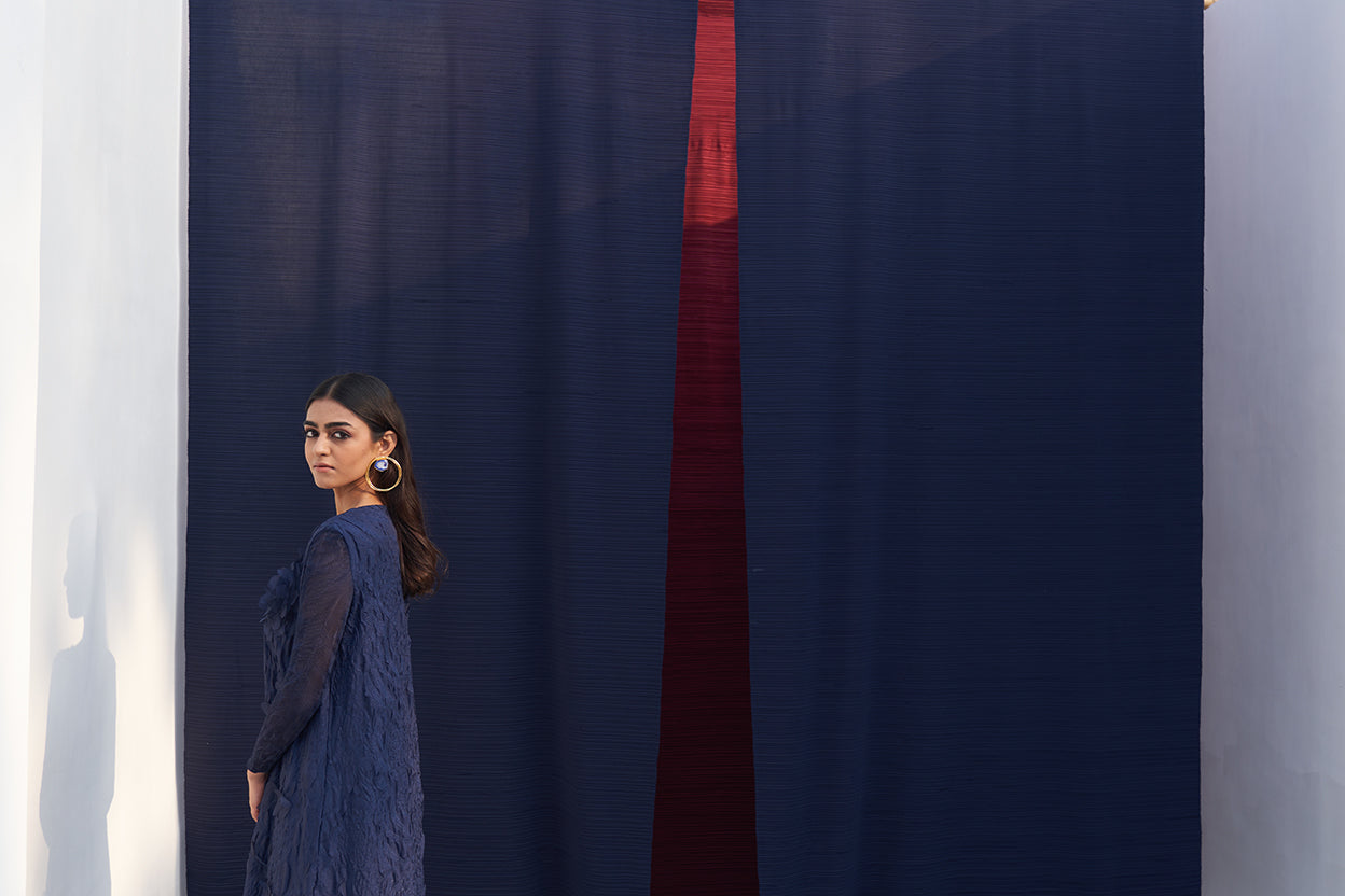 BLUE FLOWER CRUSHED LONG DRESS