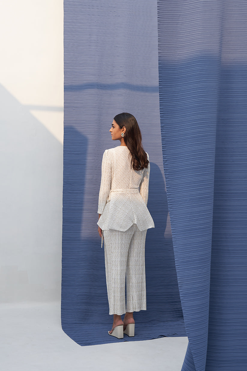 WHITE METALLIC V NECK COORD SET