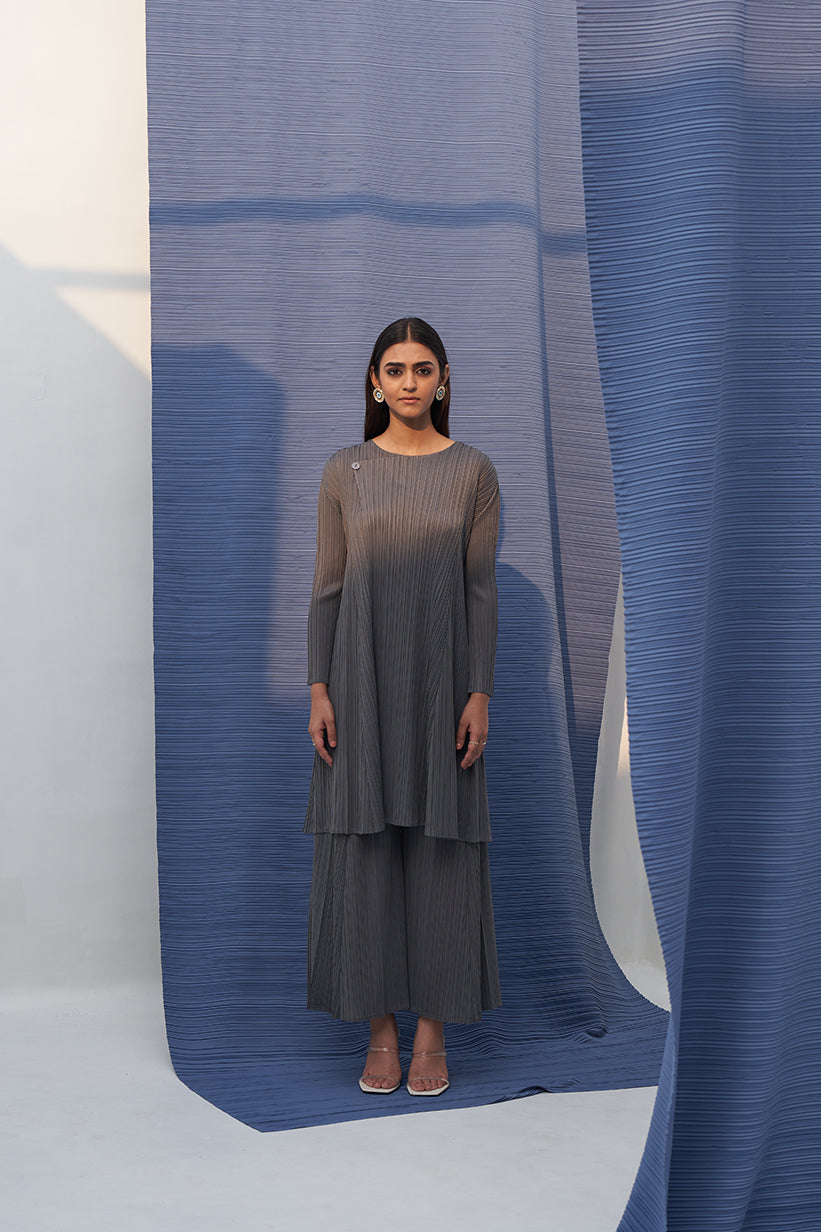 LIGHT GREY FLAP BUTTON KURTI SET