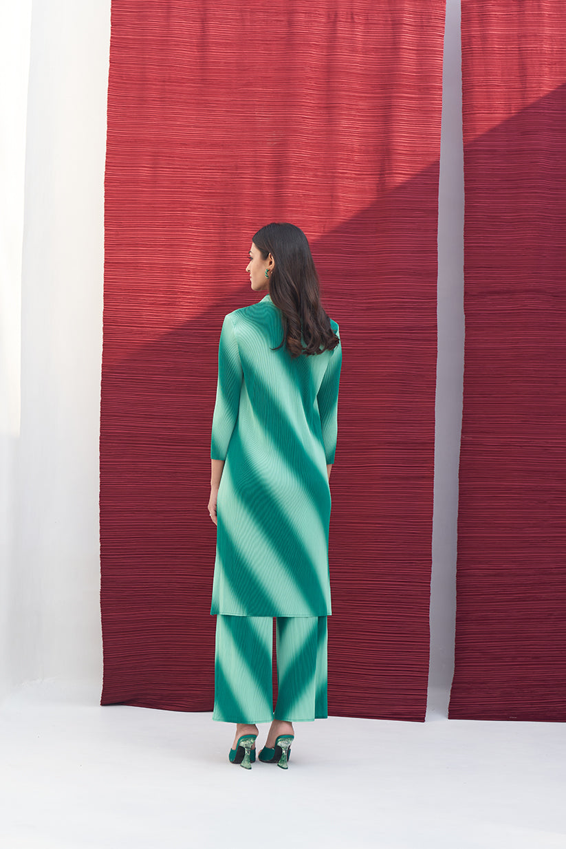 GREEN LONG SLEEVES DIAGONAL COORD SET