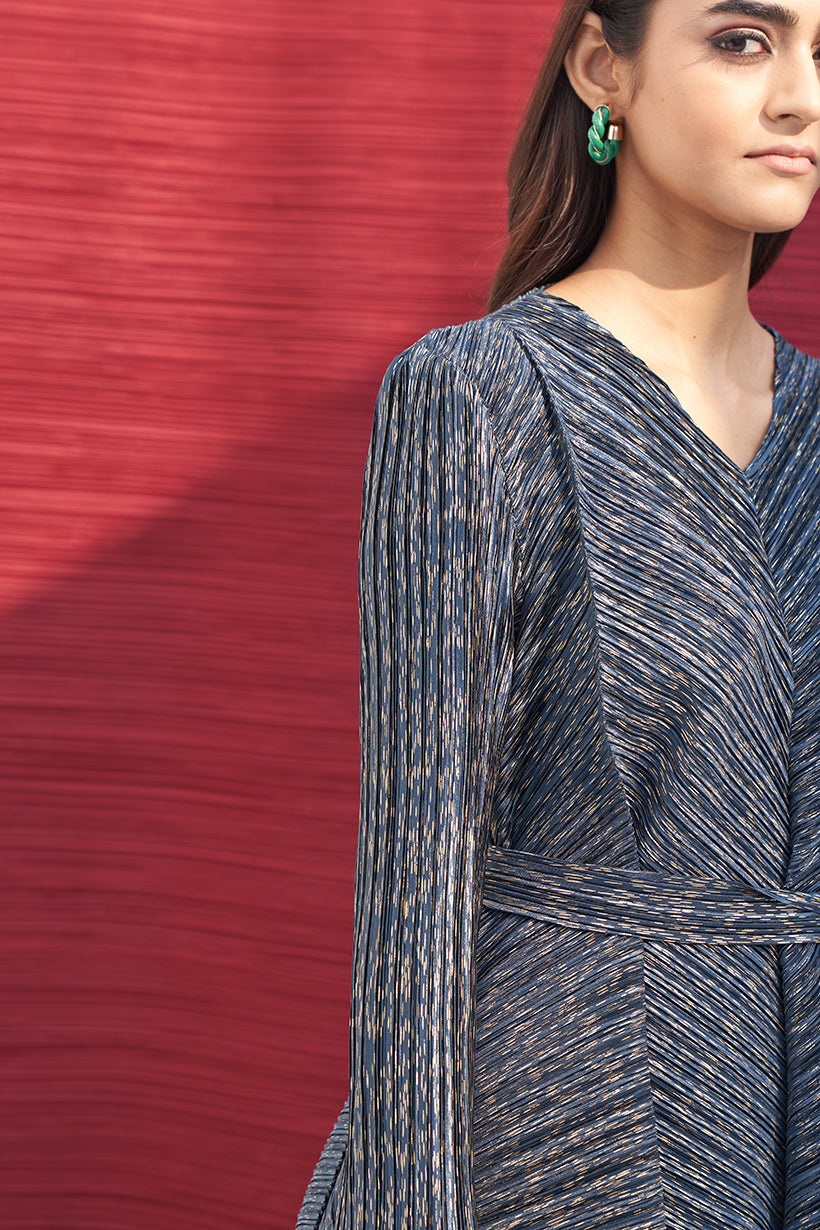 BLUE METALLIC V NECK COORD SET