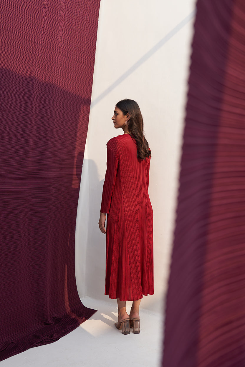 MAROON FLOWER EMBELLISHED PLEATED MIDI DRESS