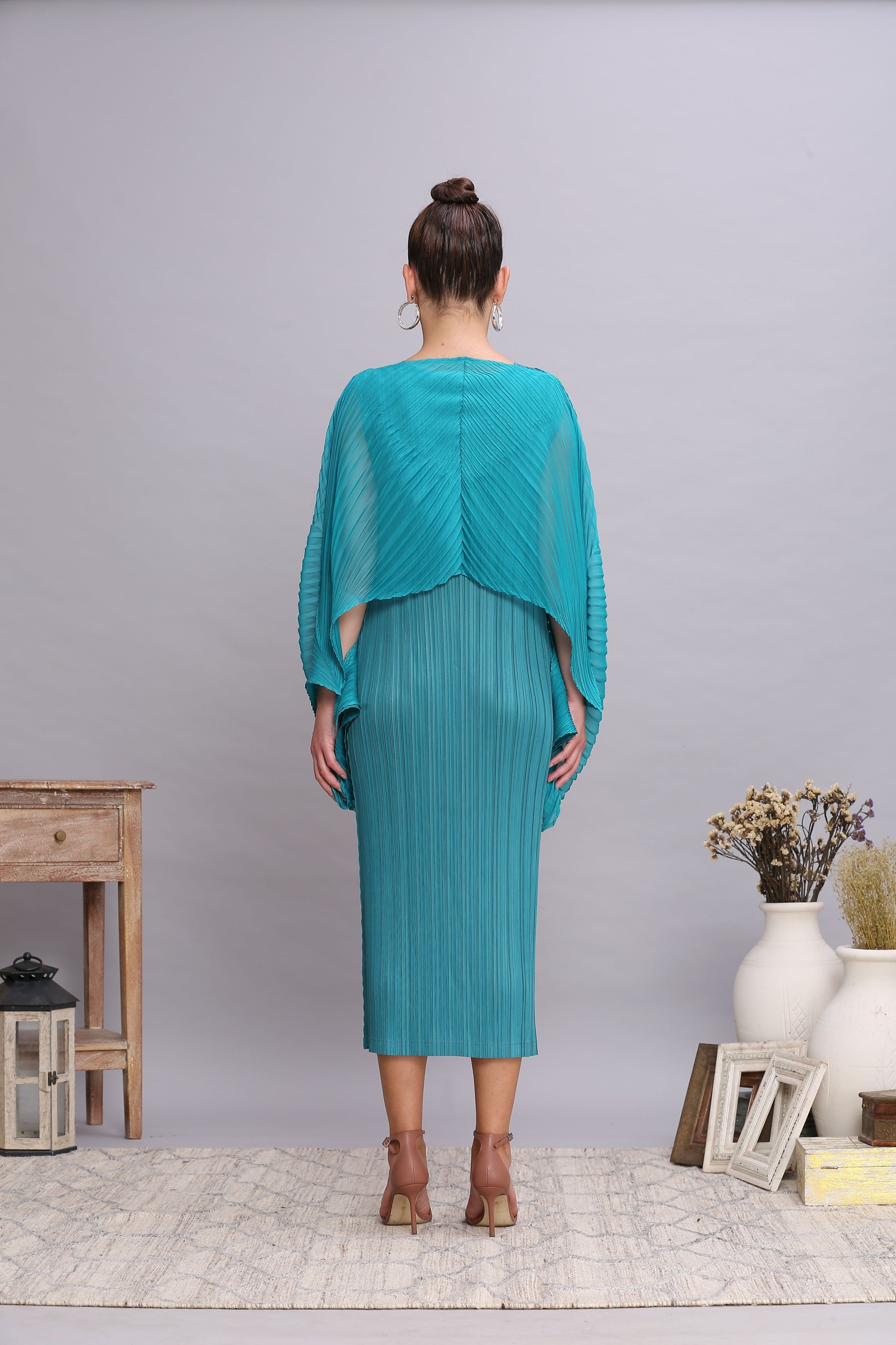 GREEN DRESS WITH COVERUP