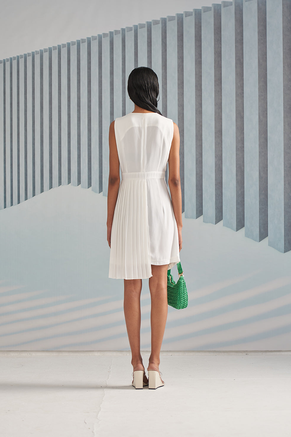 WHITE BLAZER DRESS SIDE PLEATS DETAILS