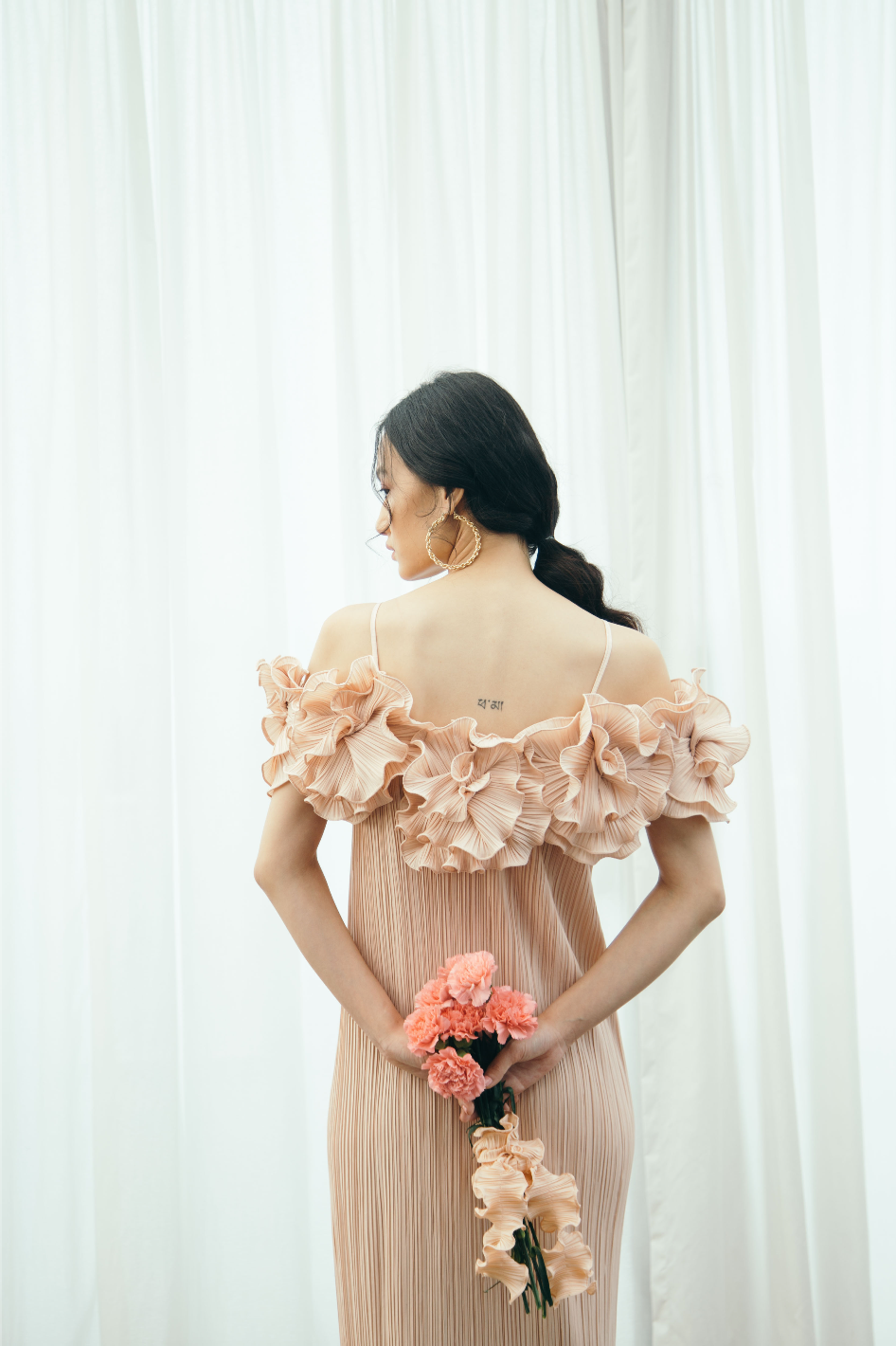 PINK PLEATED FLOWER GOWN