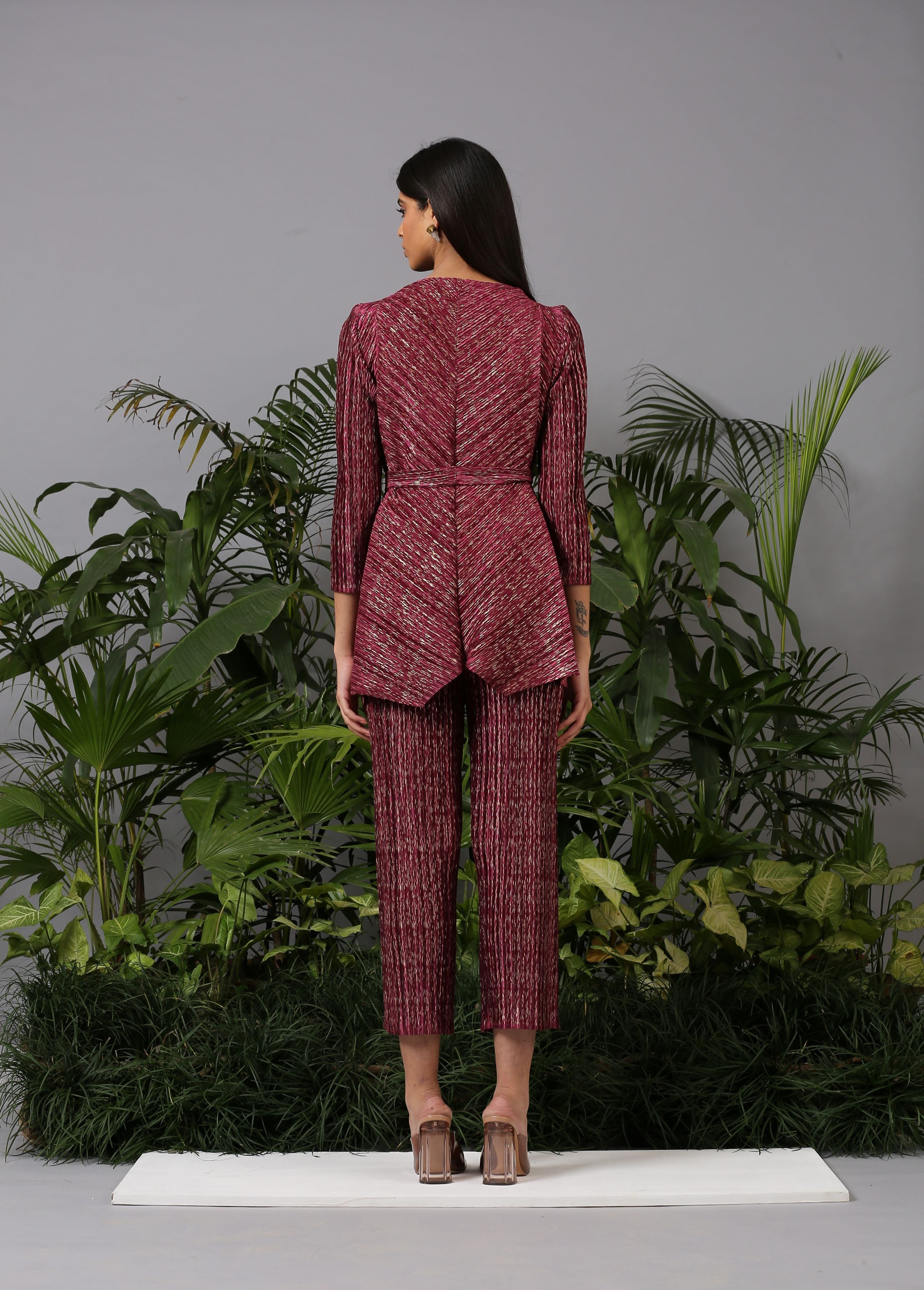 RED METALLIC V NECK COORD SET