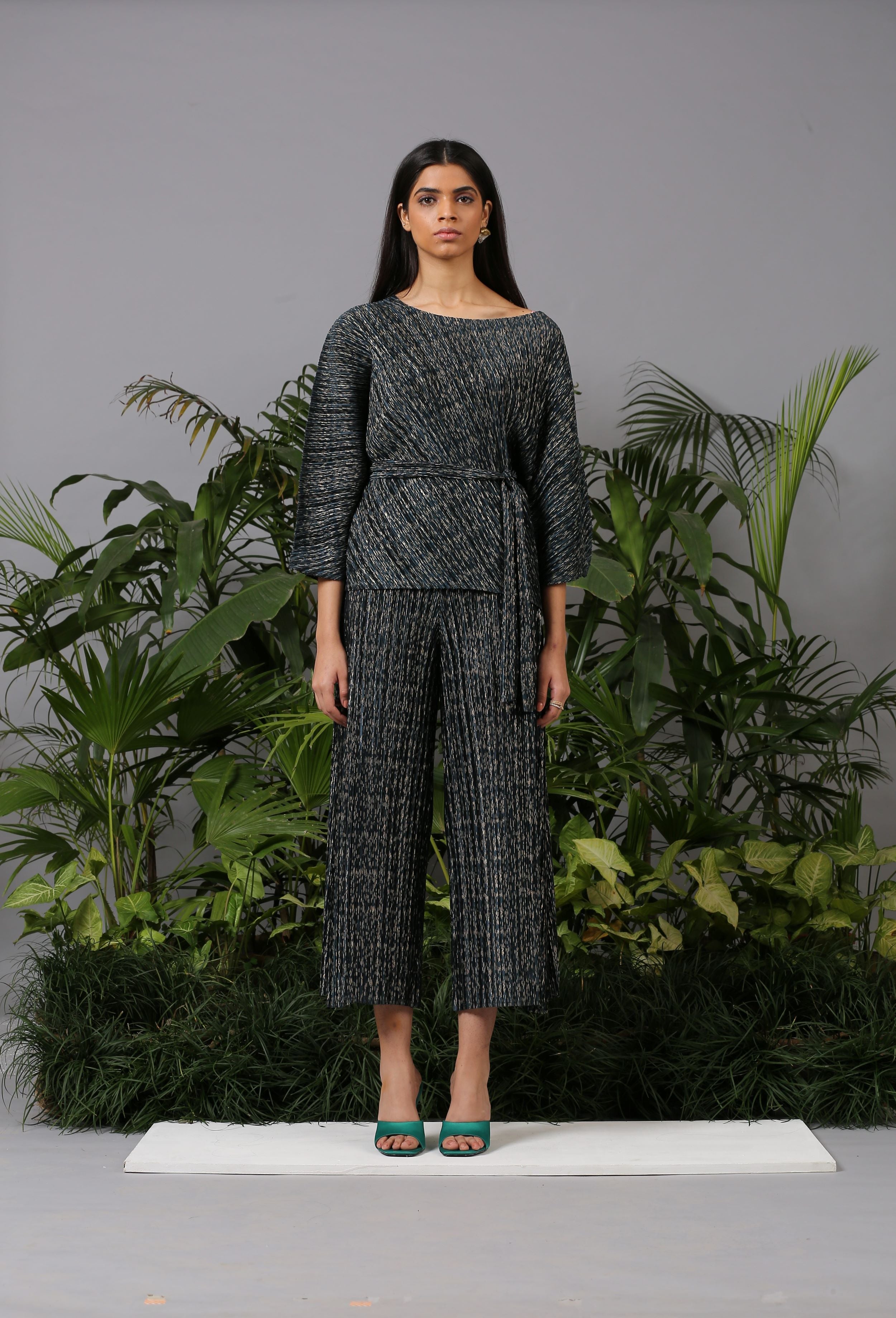 BLACK METALLIC DRAPE COORD SET