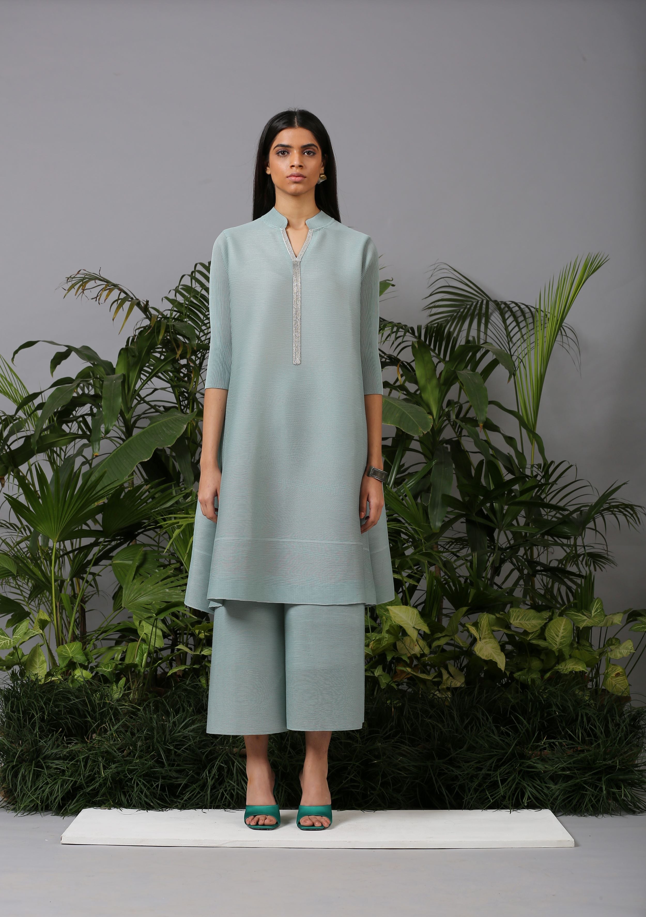 GREEN PLEATED TASSLE KURTI SET