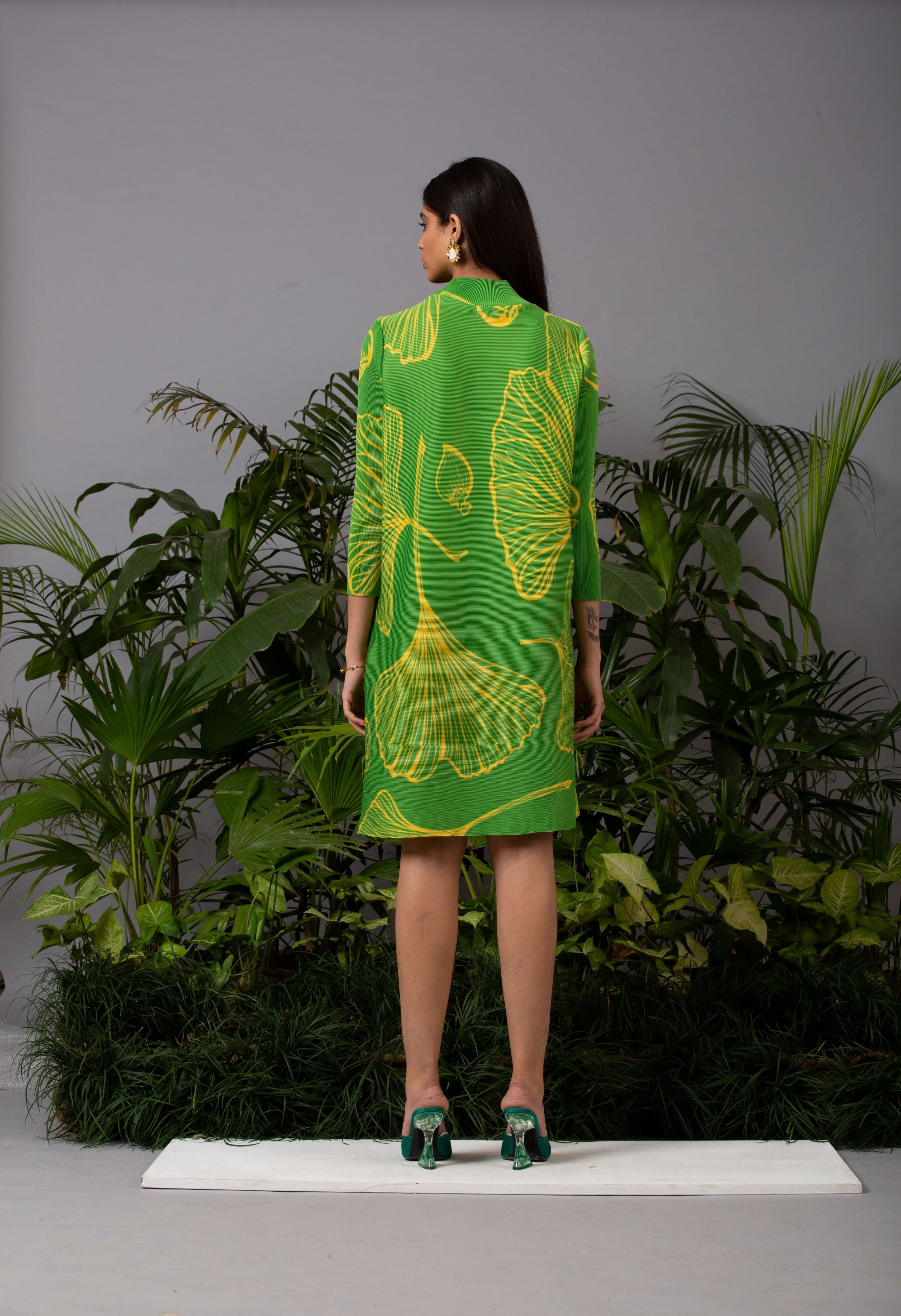 GREEN SUMMER PRINT PLEATS DRESS