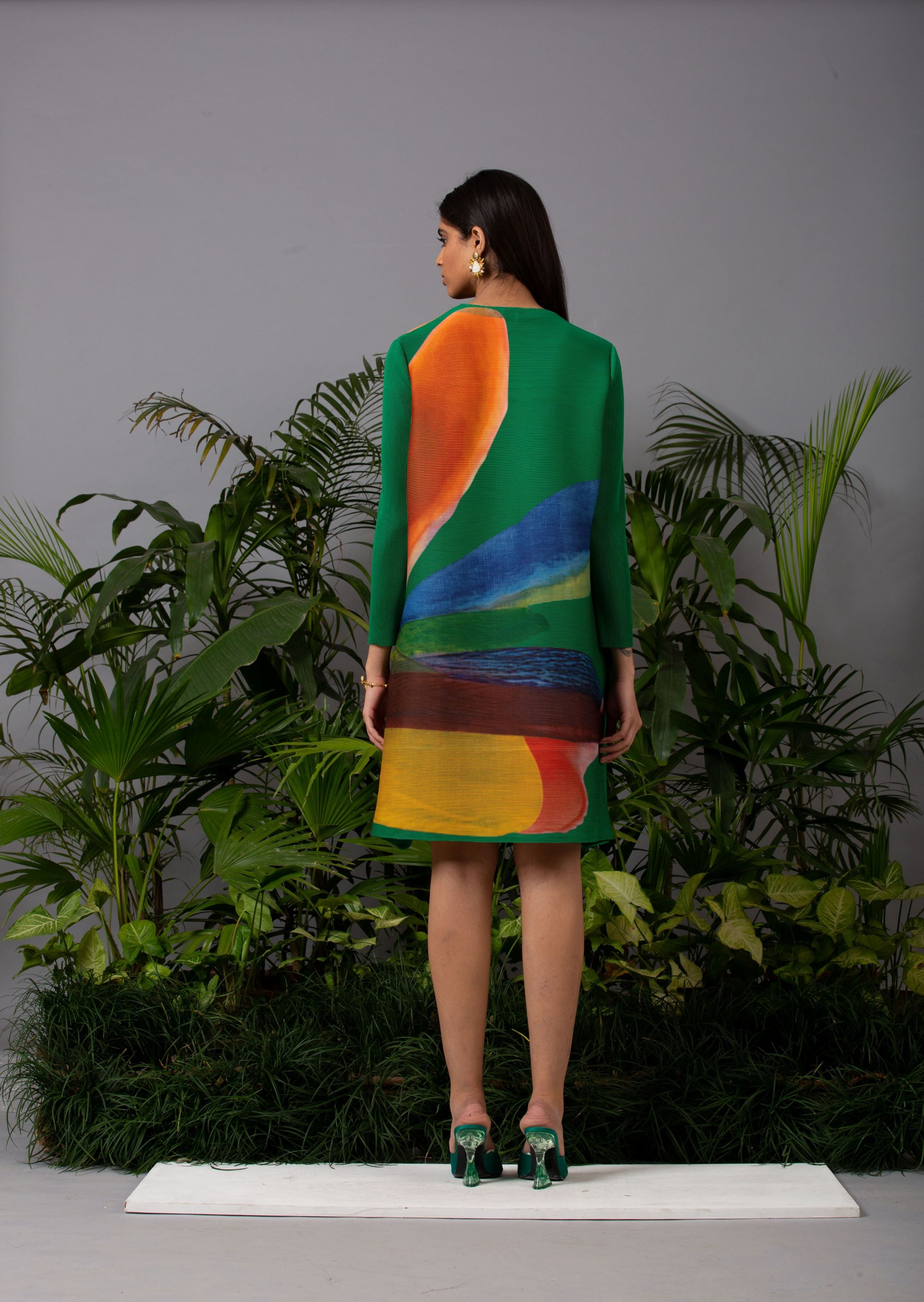 GREEN VIBRANT PRINT PLEATS DRESS