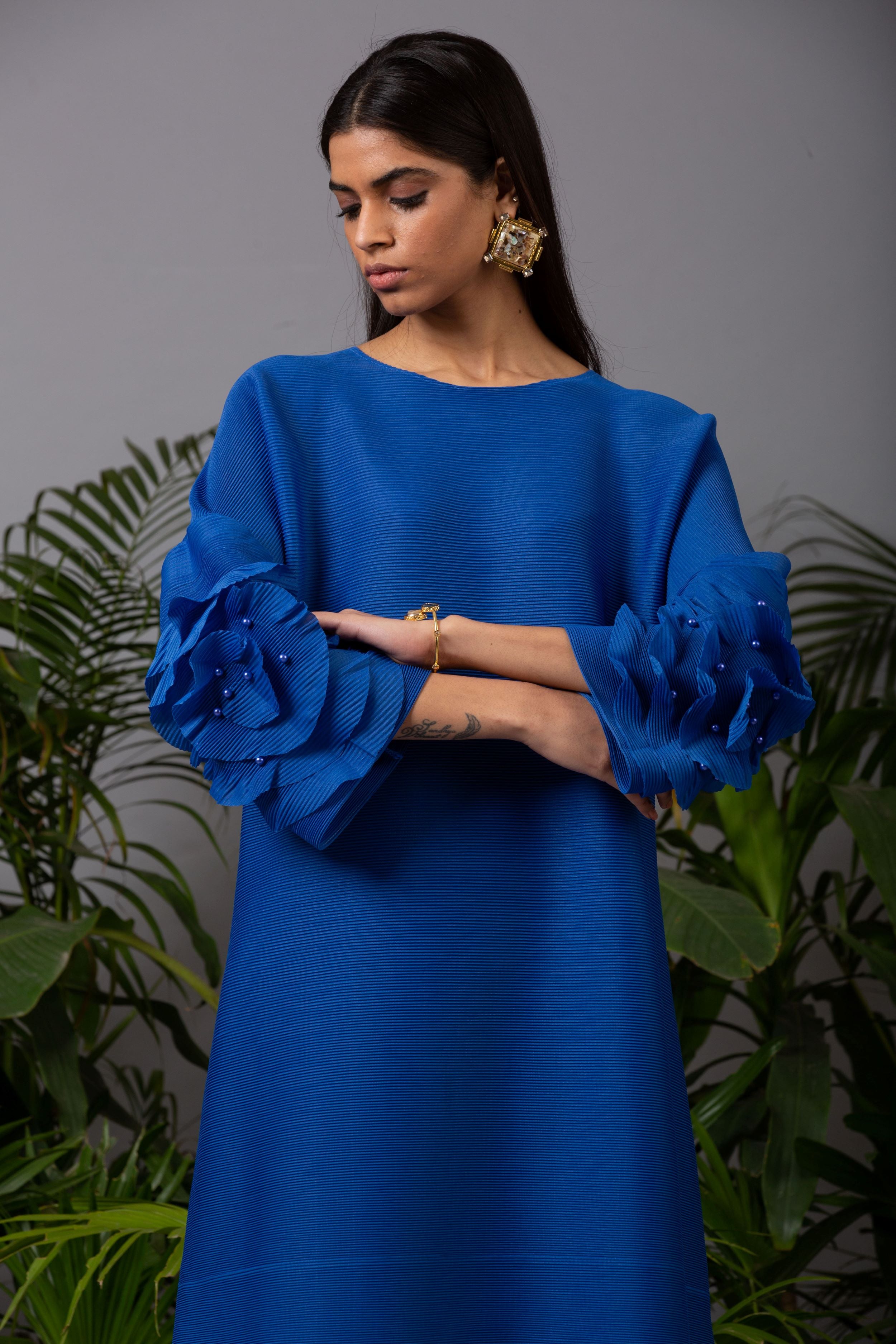 BLUE FLOWER SLEEVES KURTI SET