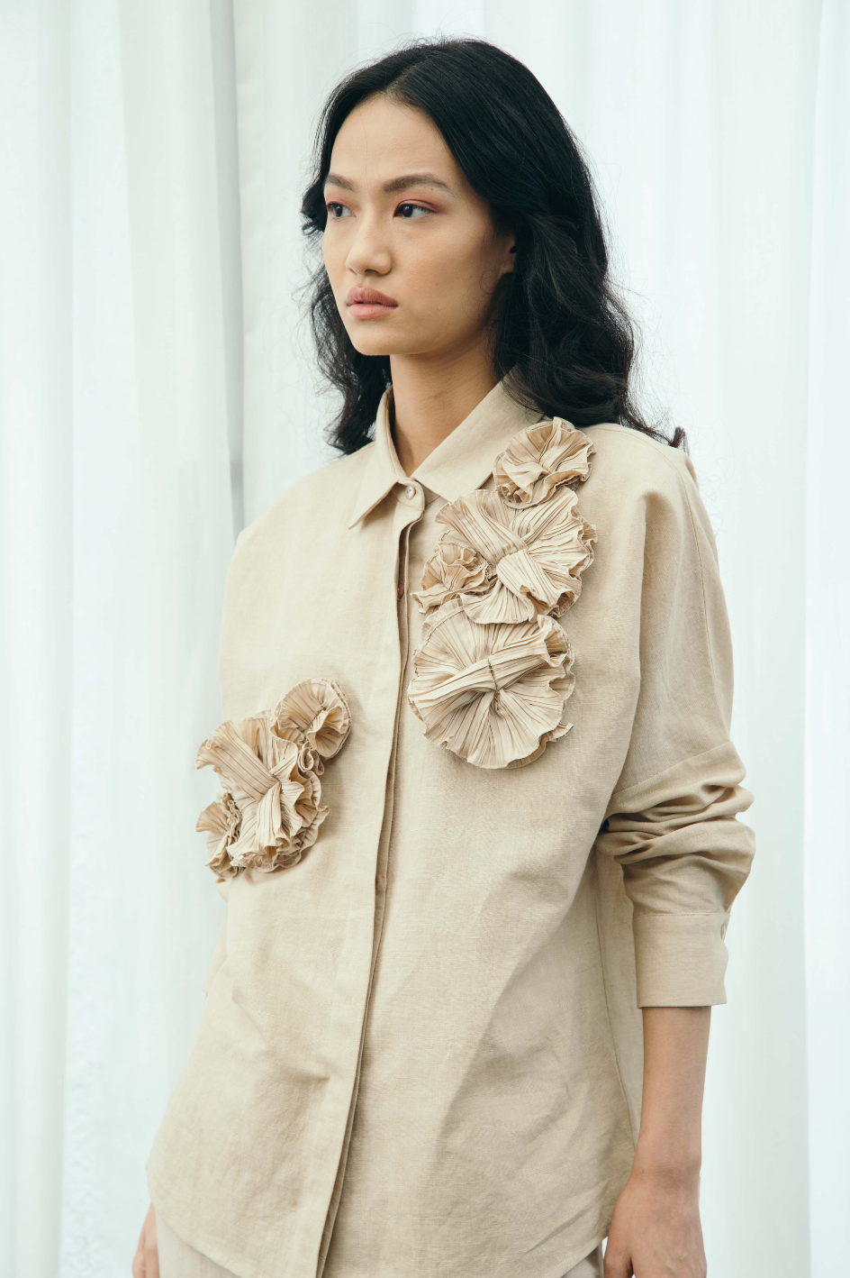 Beige flower shirt & shorts set