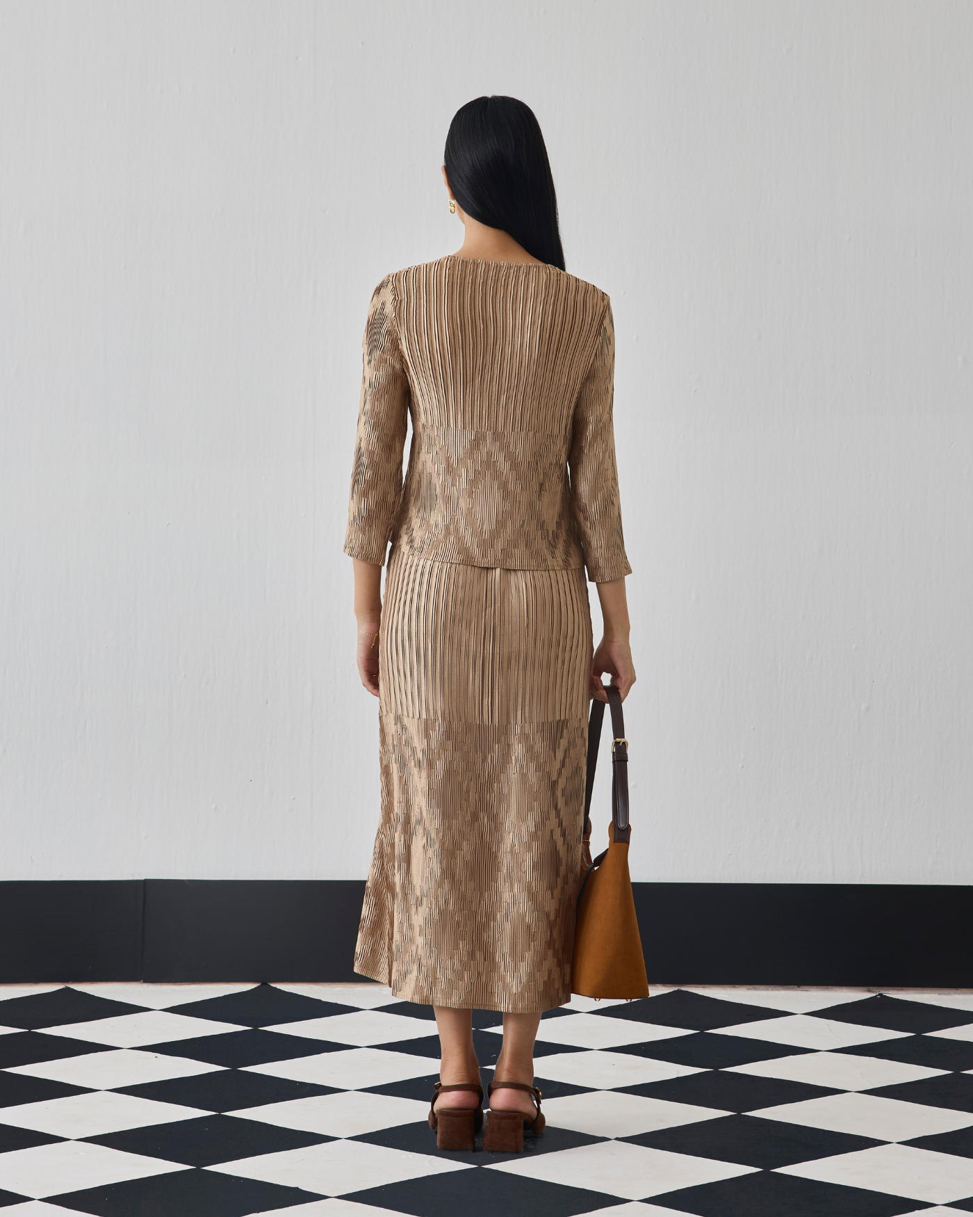 BEIGE AMBERY SKIRT SET