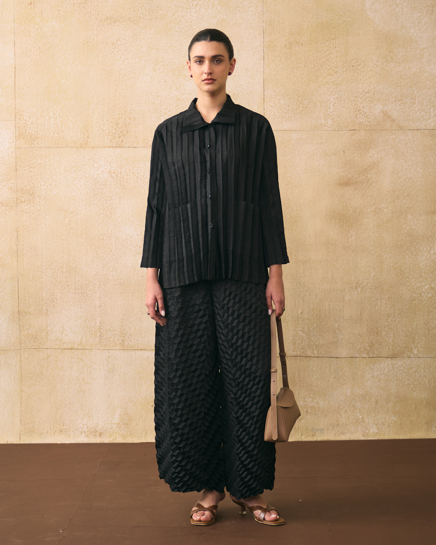 BLACK ANATONI COORD SET