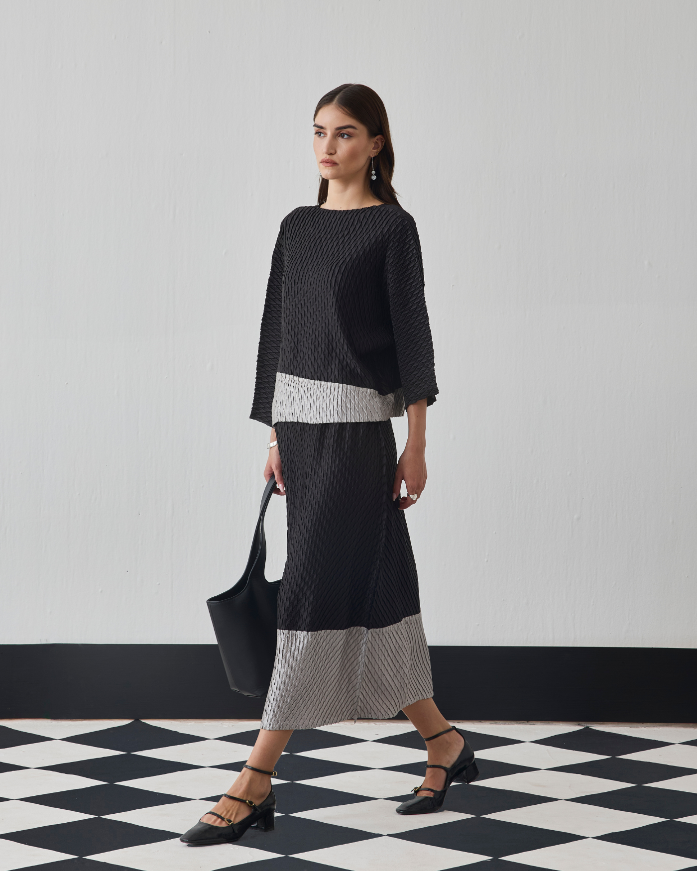 BLACK VERIA SKIRT SET