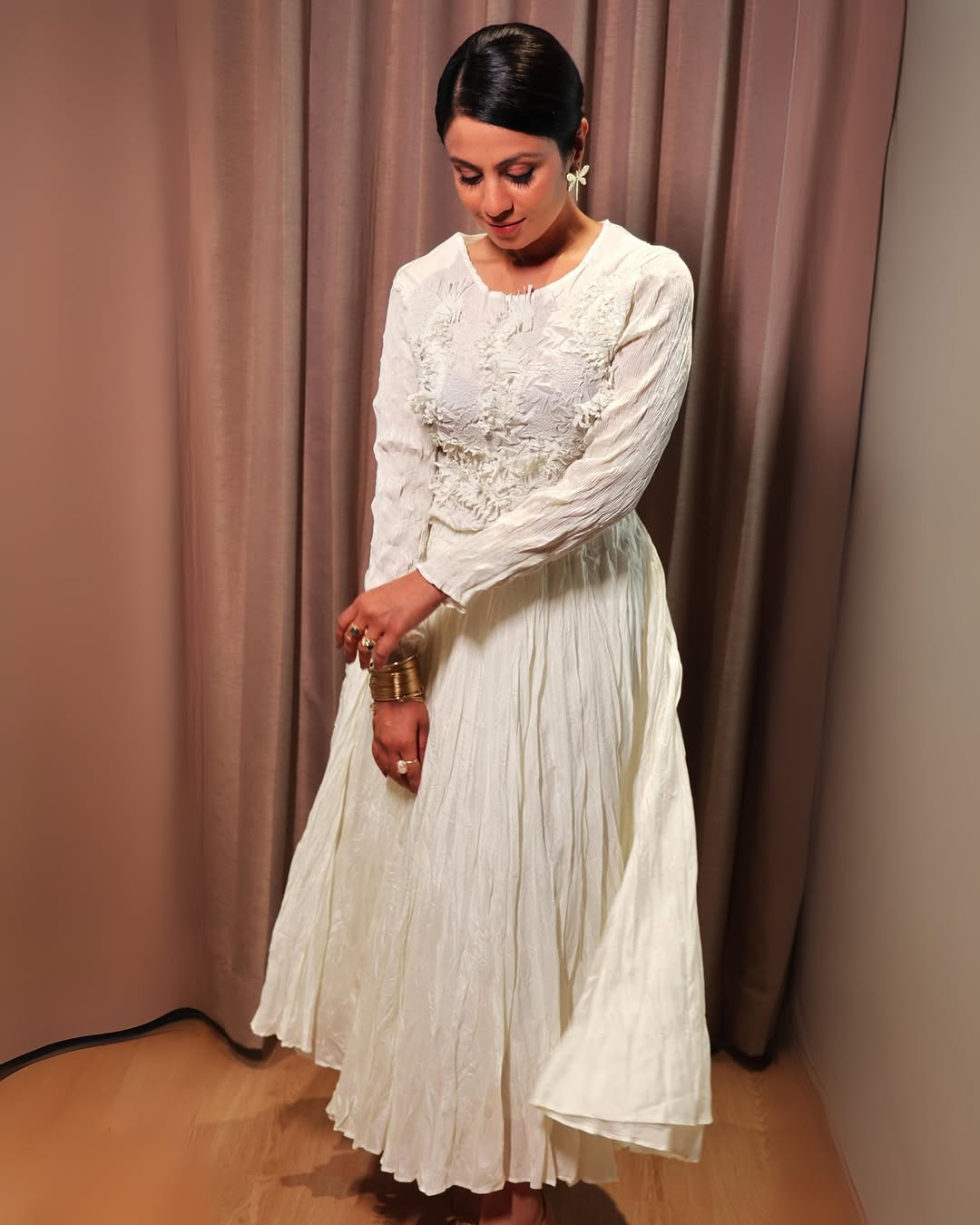 MANASI PAREKH IN IVORY YVES SET