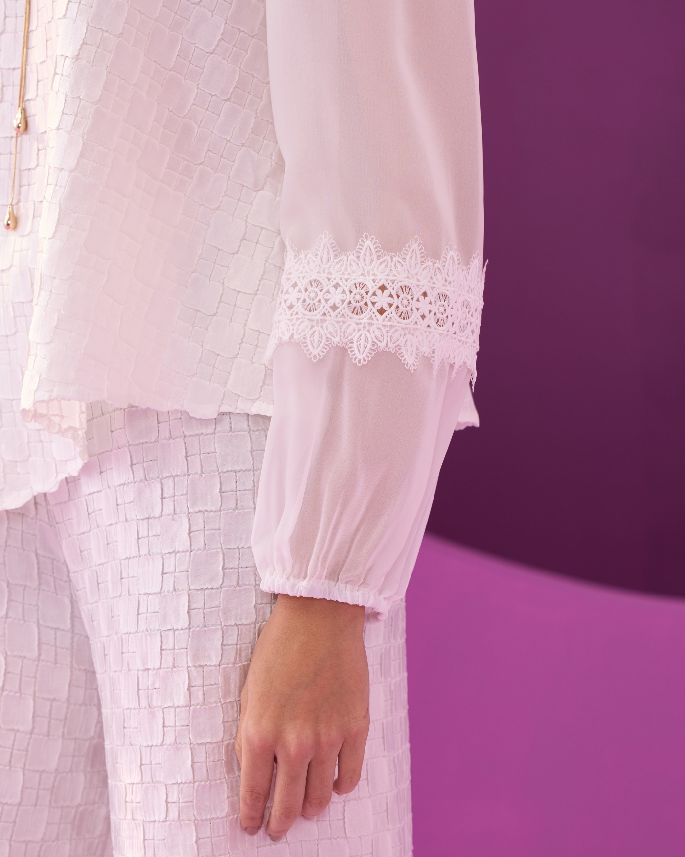 WHITE ALEXA COORD SET