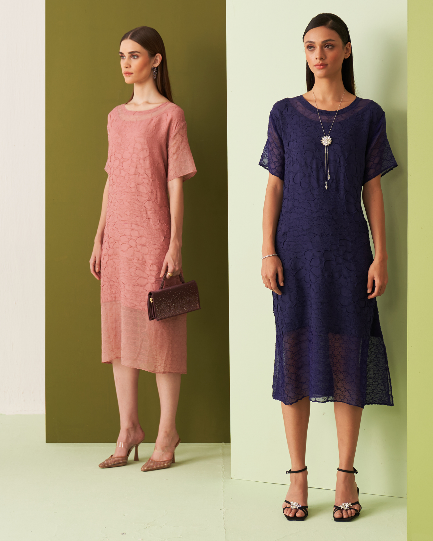 PURPLE TEXTURED LACE DRESS