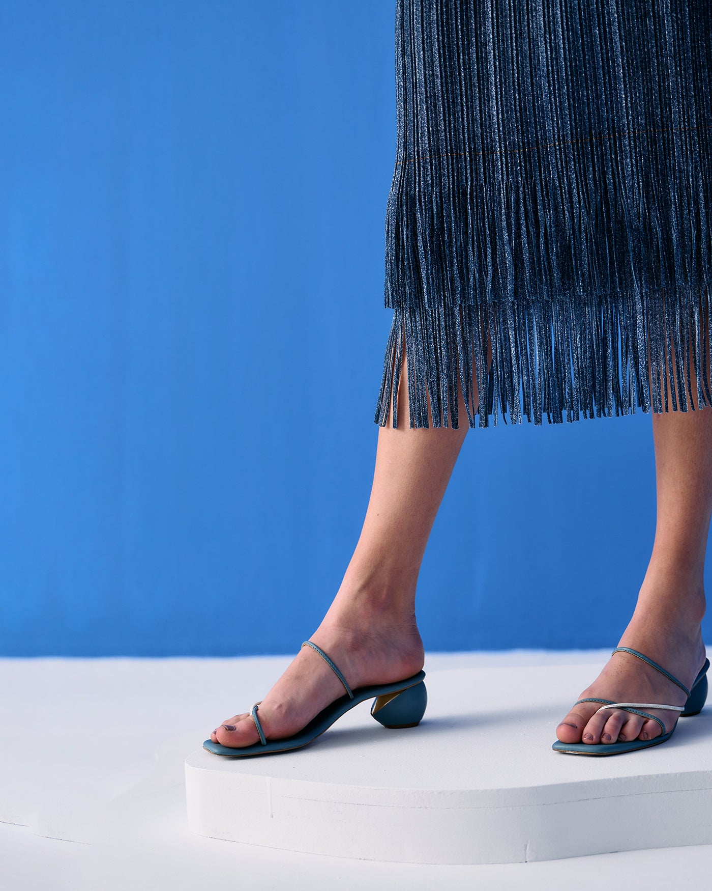 MEDIUM BLUE DENIM PRINT FRINGE SKIRT SET